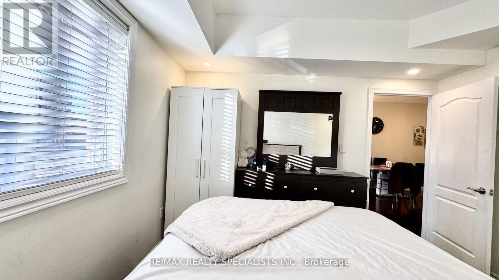 112 - 4016 Kilmer Drive Property Photo 36