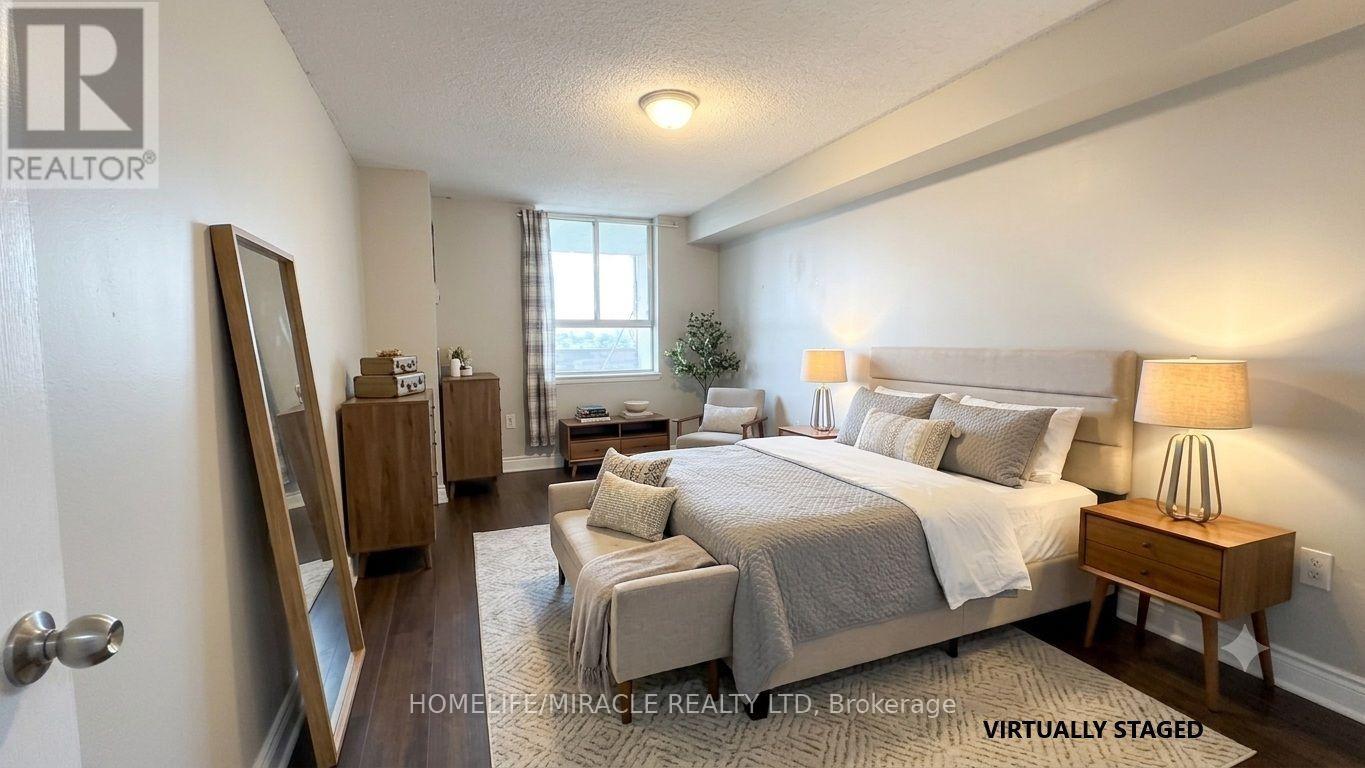 807 - 40 Panorama Court Property Photo 5