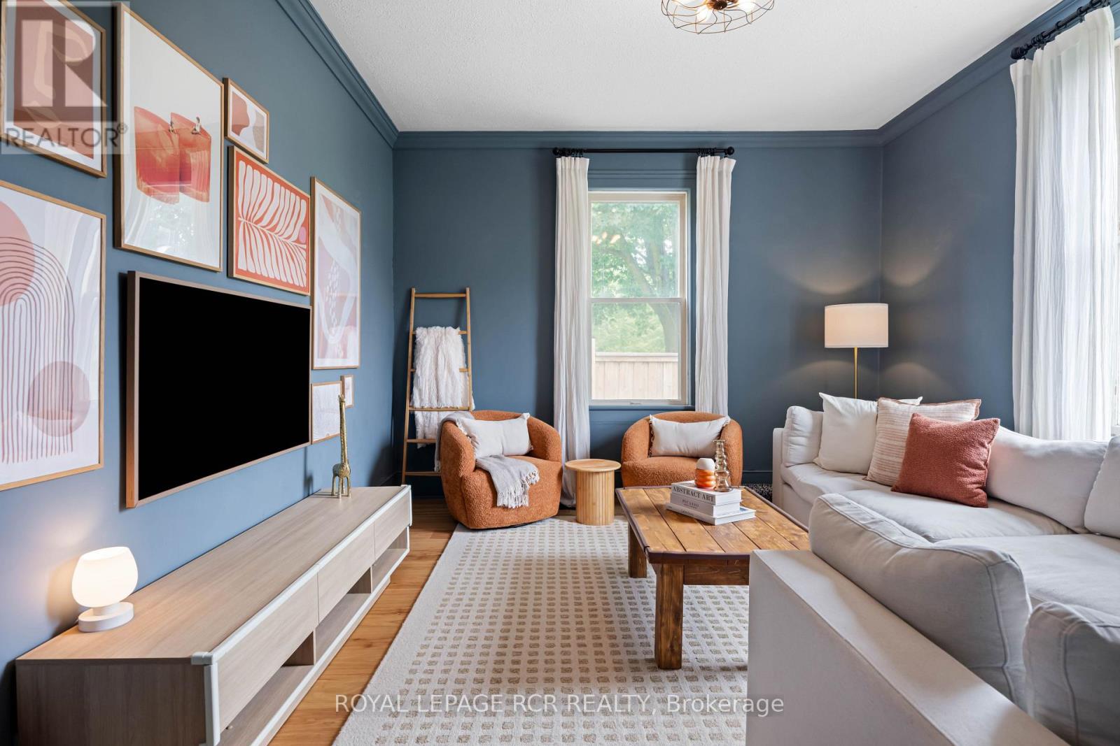 22 John Street Property Photo 8