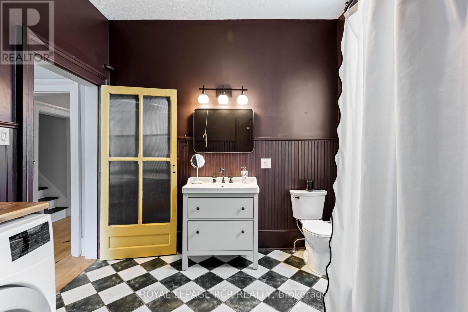 22 John Street Property Photo 22
