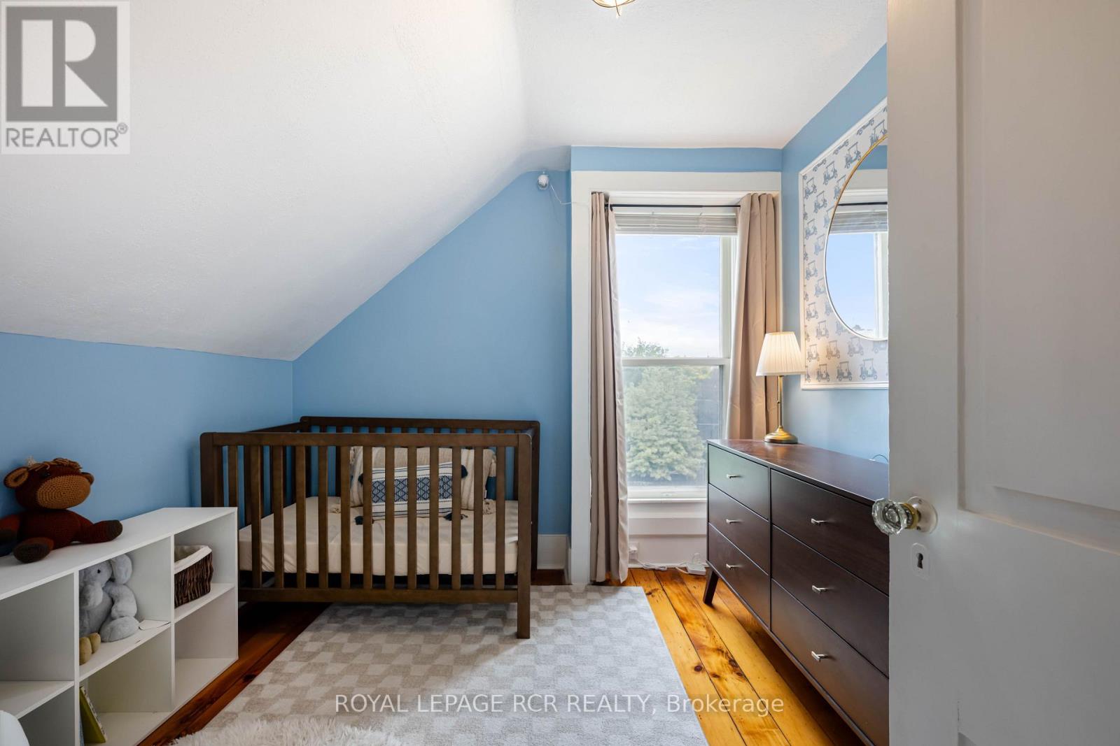 22 John Street Property Photo 31