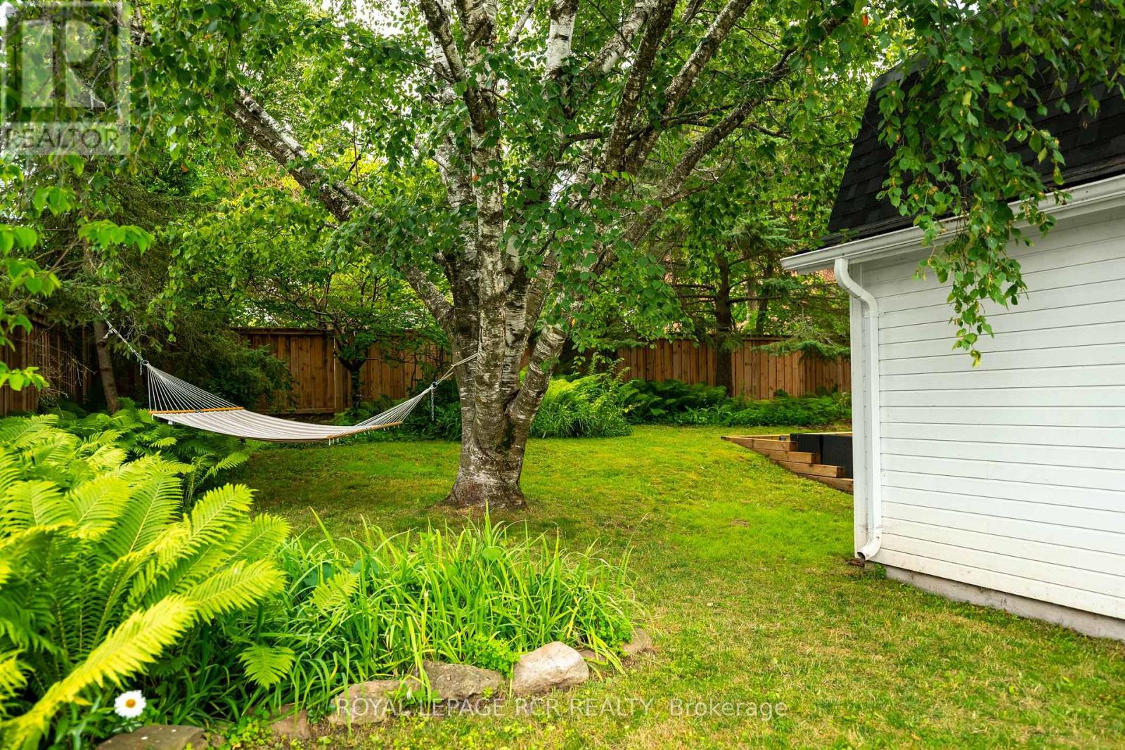 22 John Street Property Photo 43