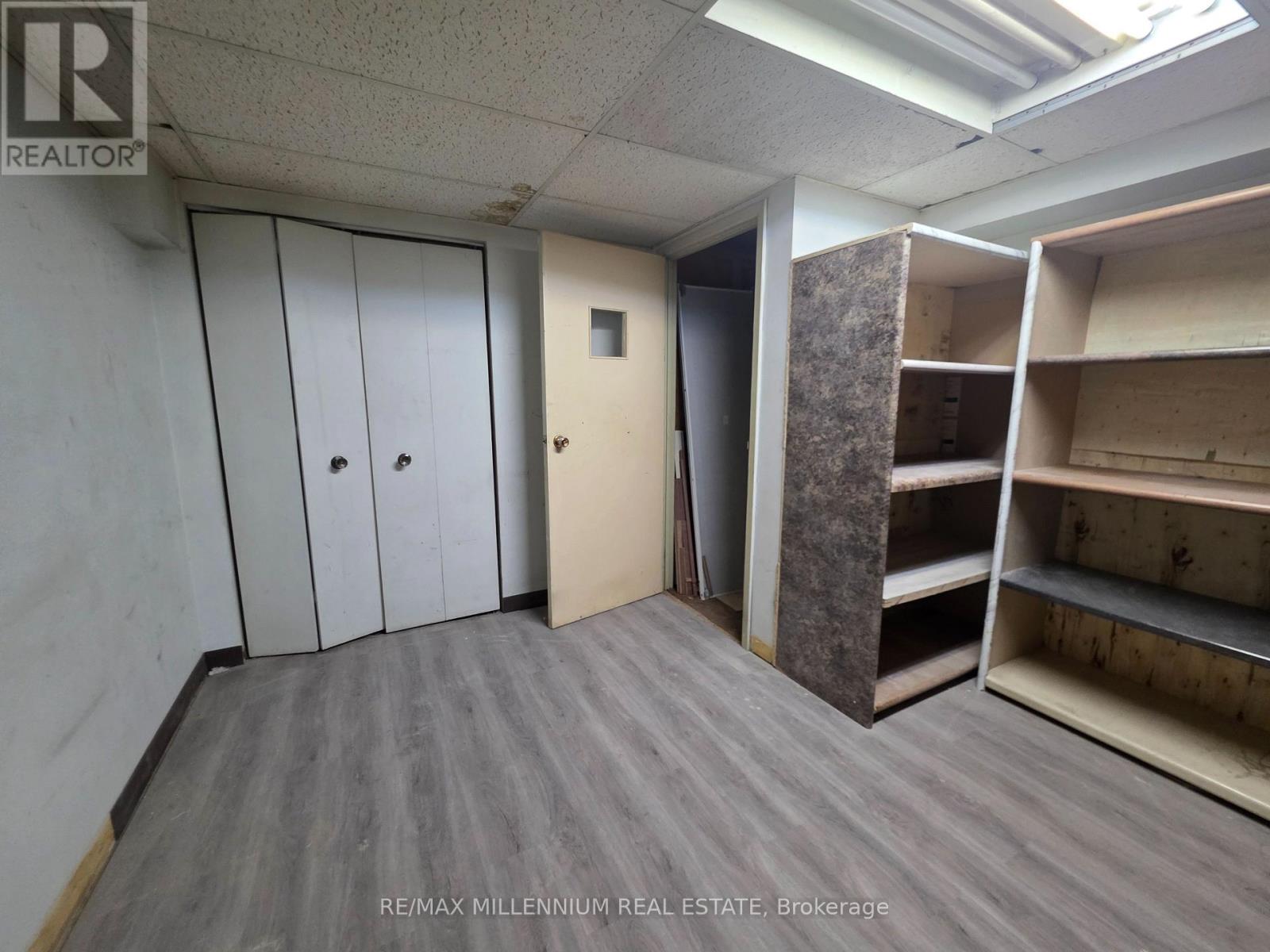 1 - 465 Norfinch Drive Property Photo 6
