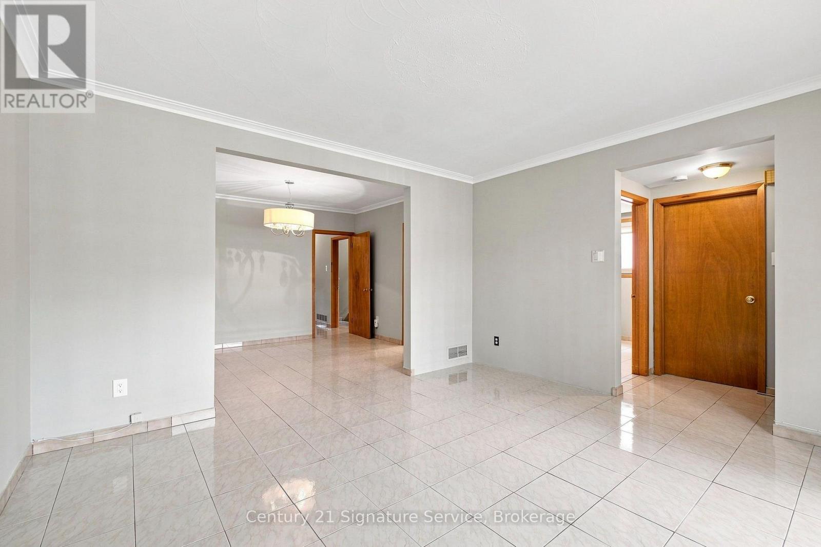 524 Silverthorn Avenue Property Photo 10