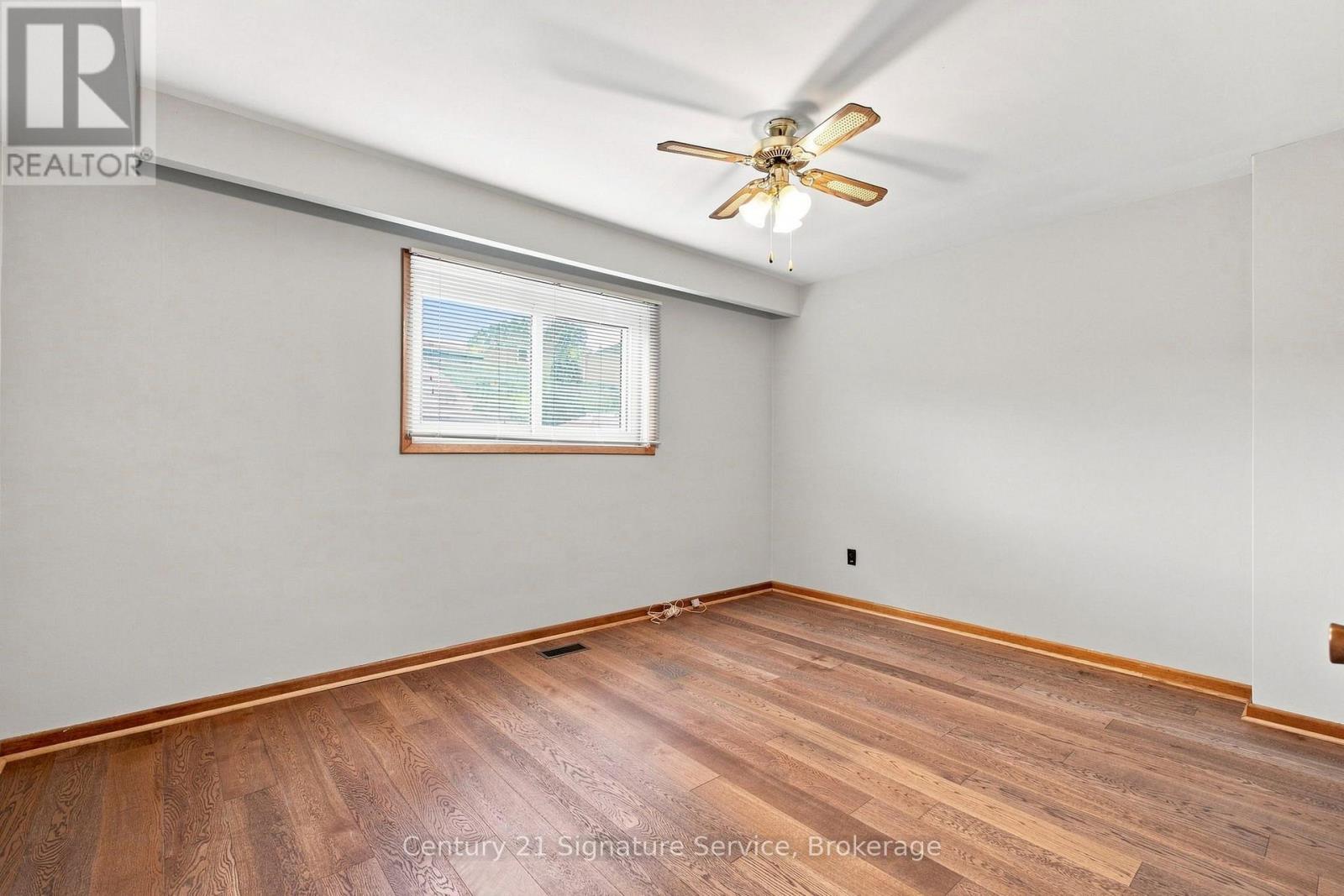 524 Silverthorn Avenue Property Photo 18