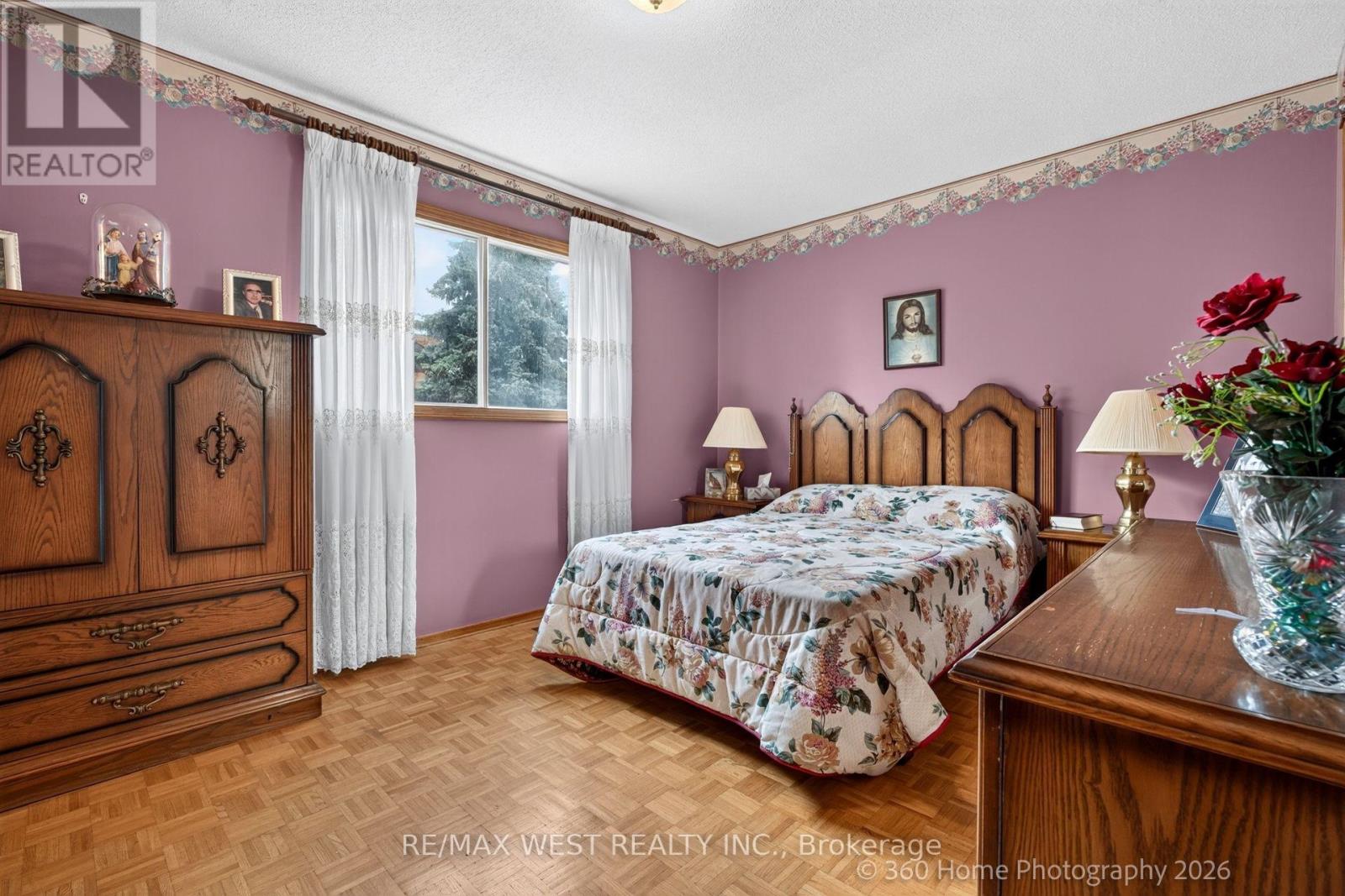 4157 Ottewell Crescent Property Photo 15