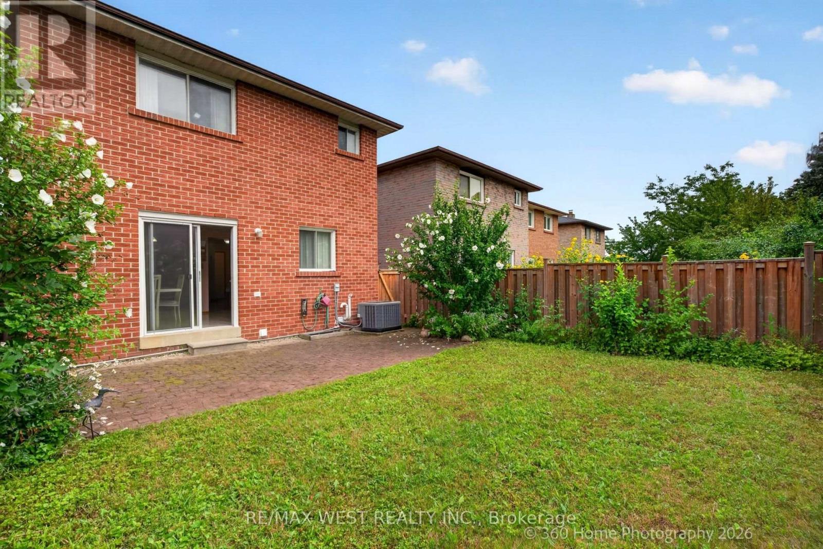 4157 Ottewell Crescent Property Photo 27