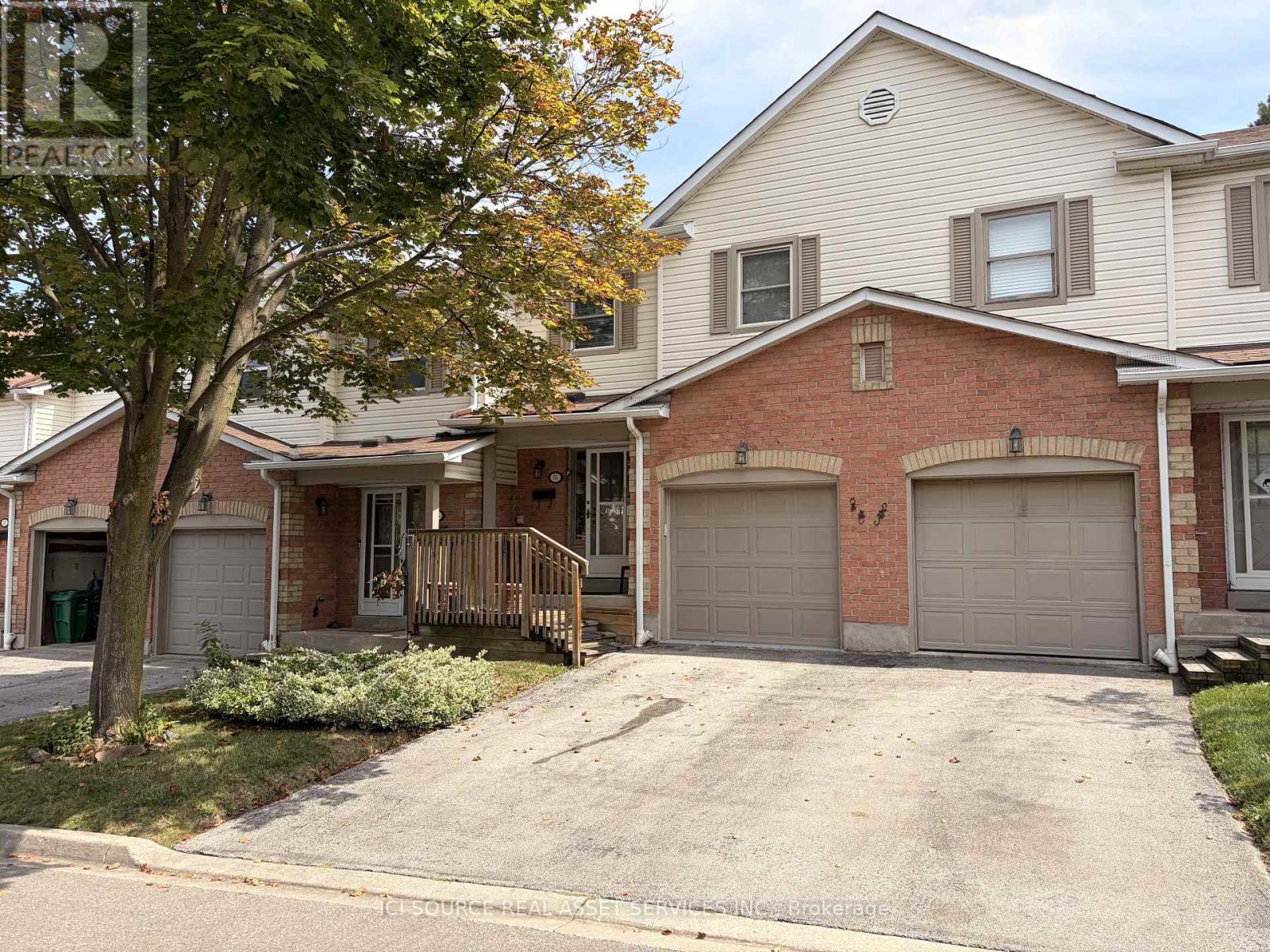 55 - 2355 FIFTH LINE W Property Photo 1