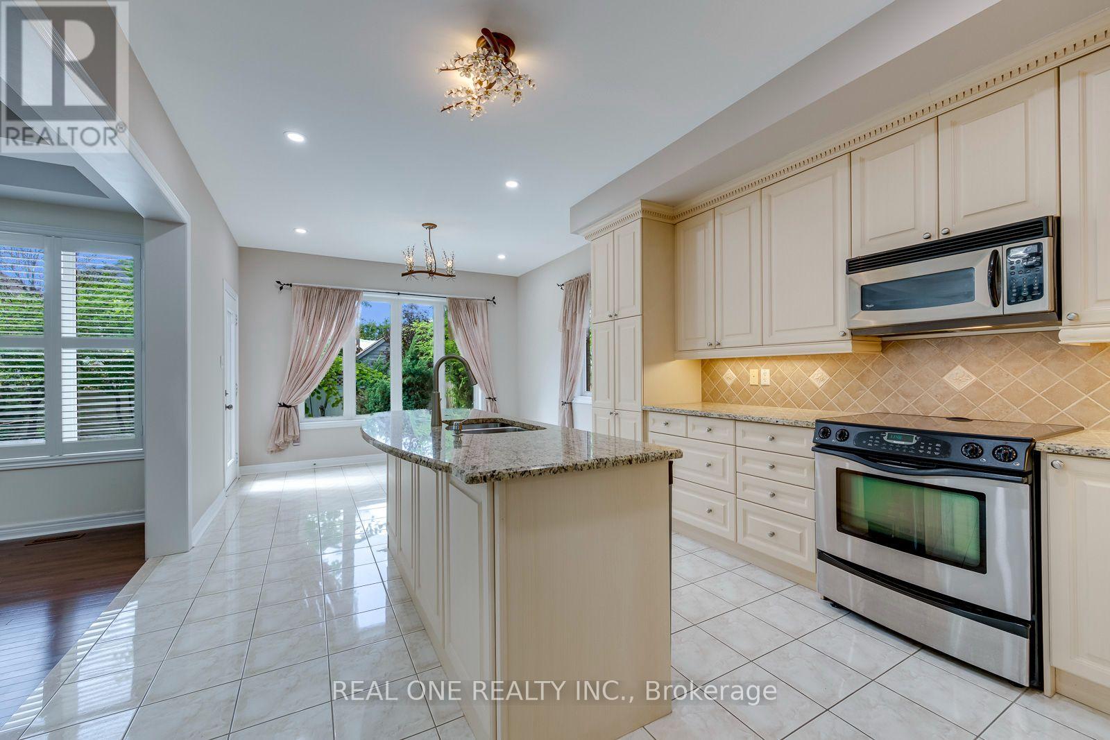 1387 Ferncrest Road Property Photo 17