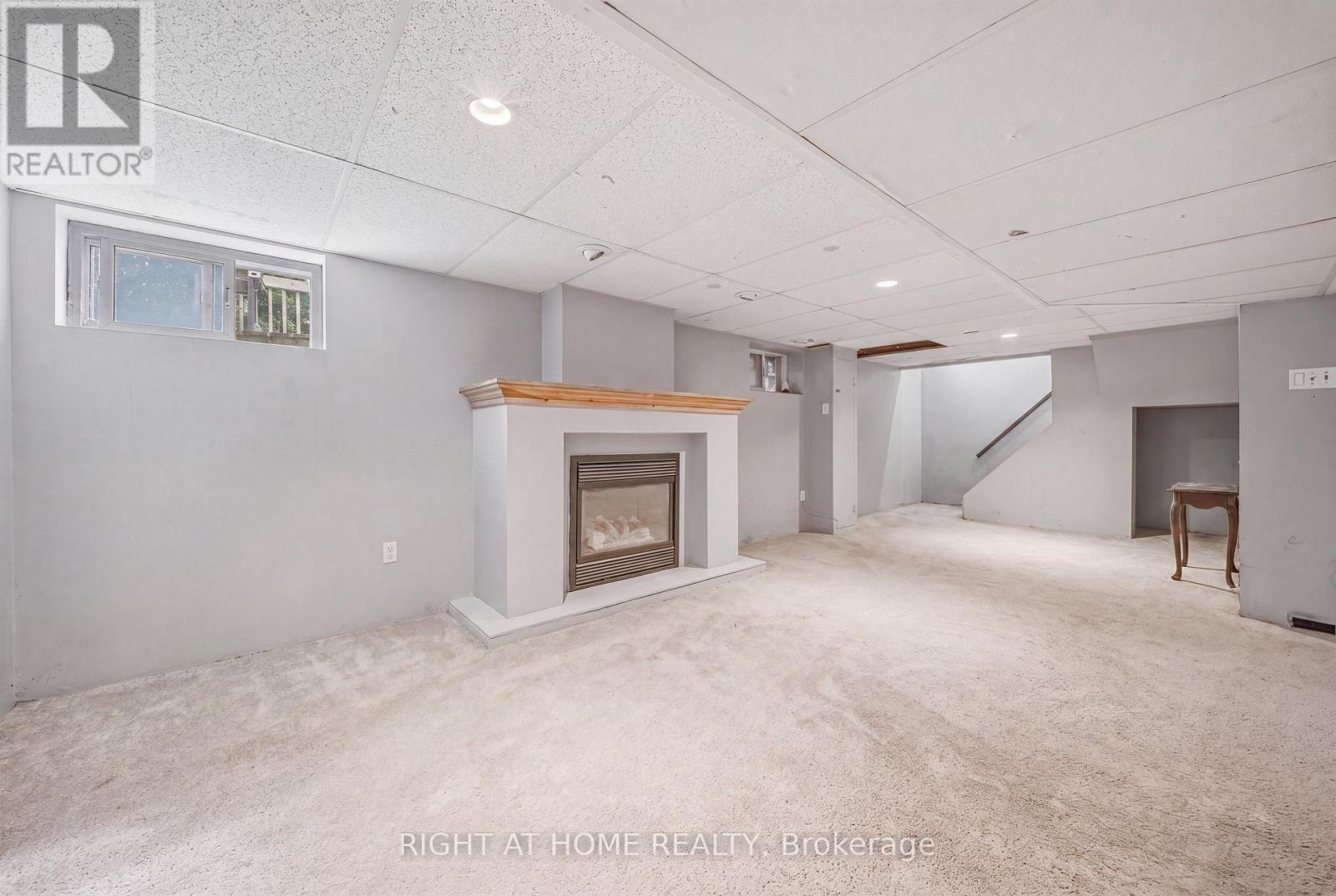 398 Tennyson Drive Property Photo 33