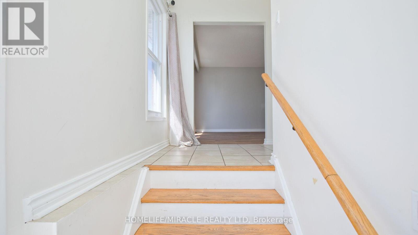 38 Medici Place Property Photo 4