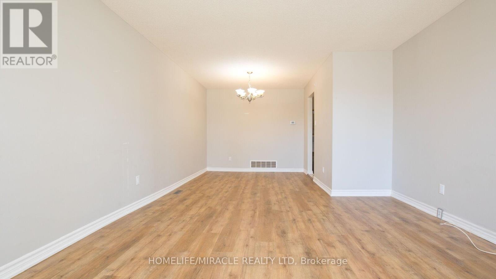 38 Medici Place Property Photo 6
