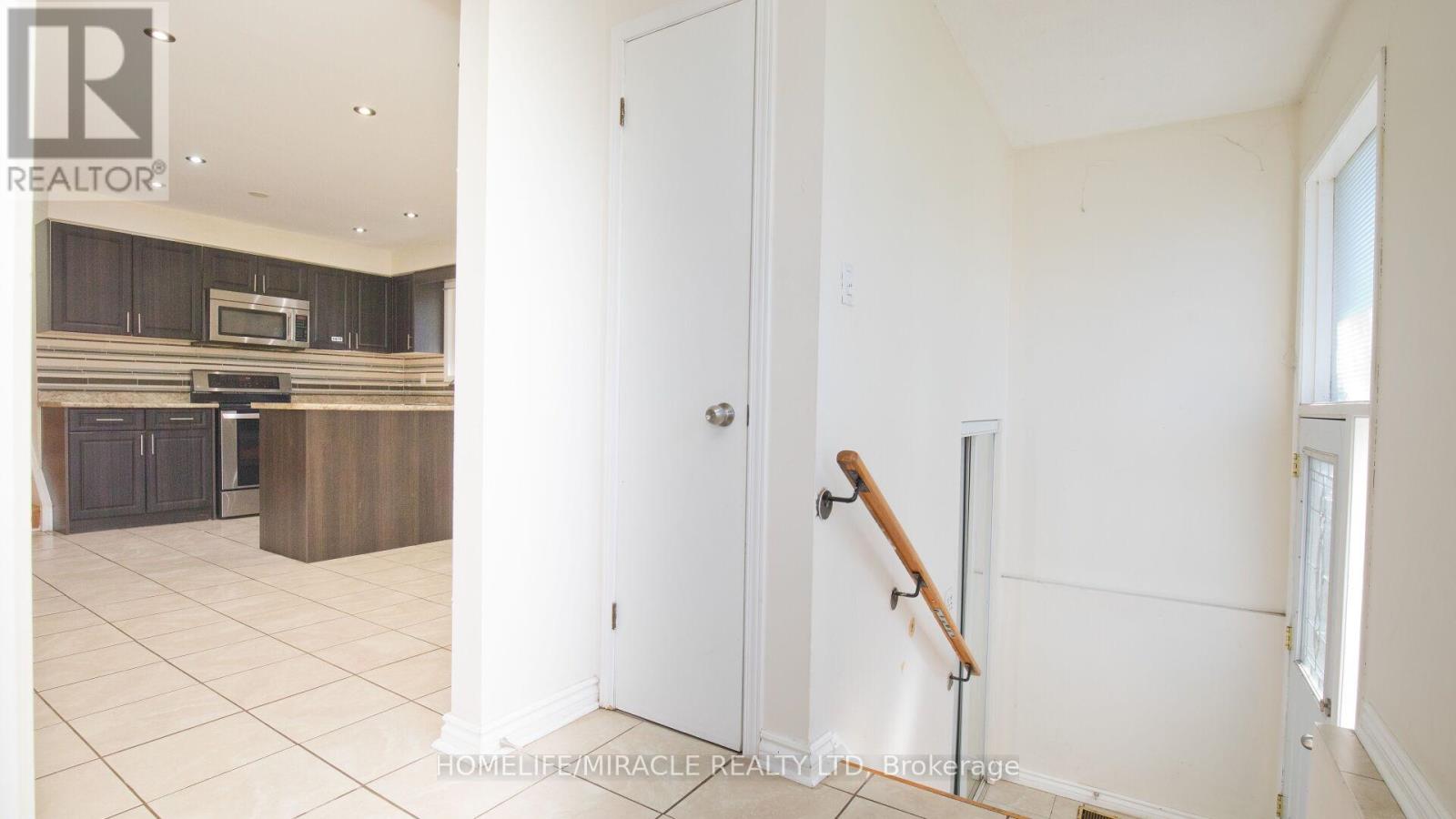 38 Medici Place Property Photo 10