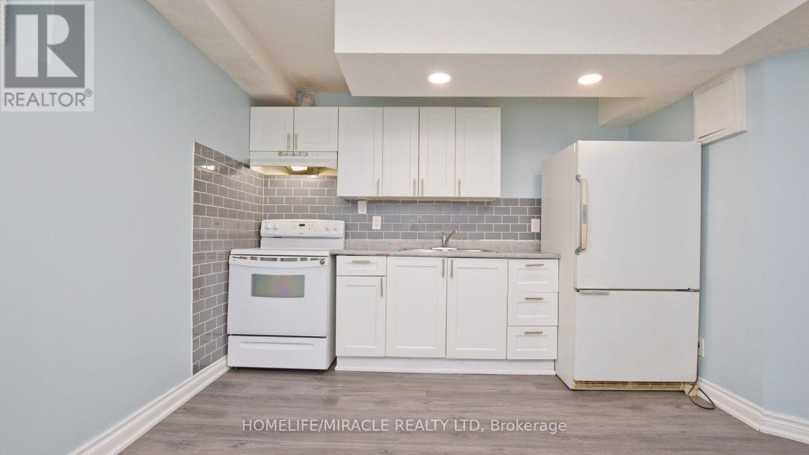 38 Medici Place Property Photo 37