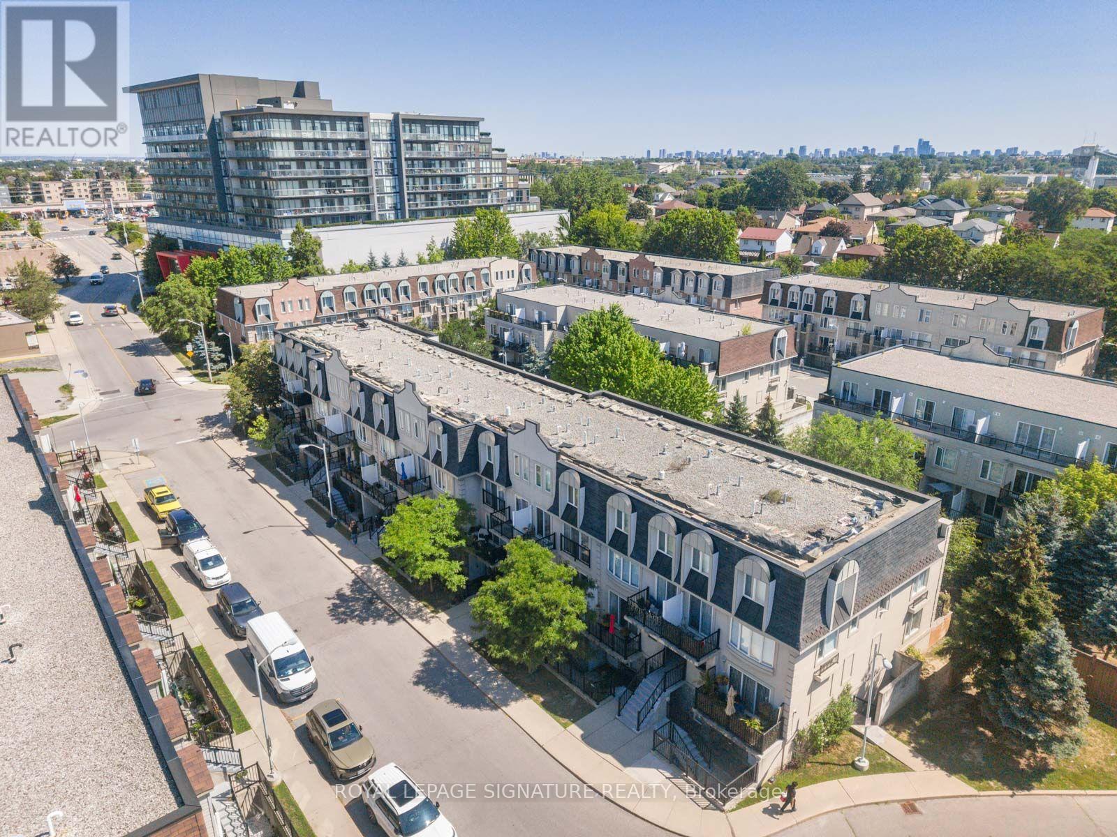 2067 - 65 George Appleton Way Property Photo 1