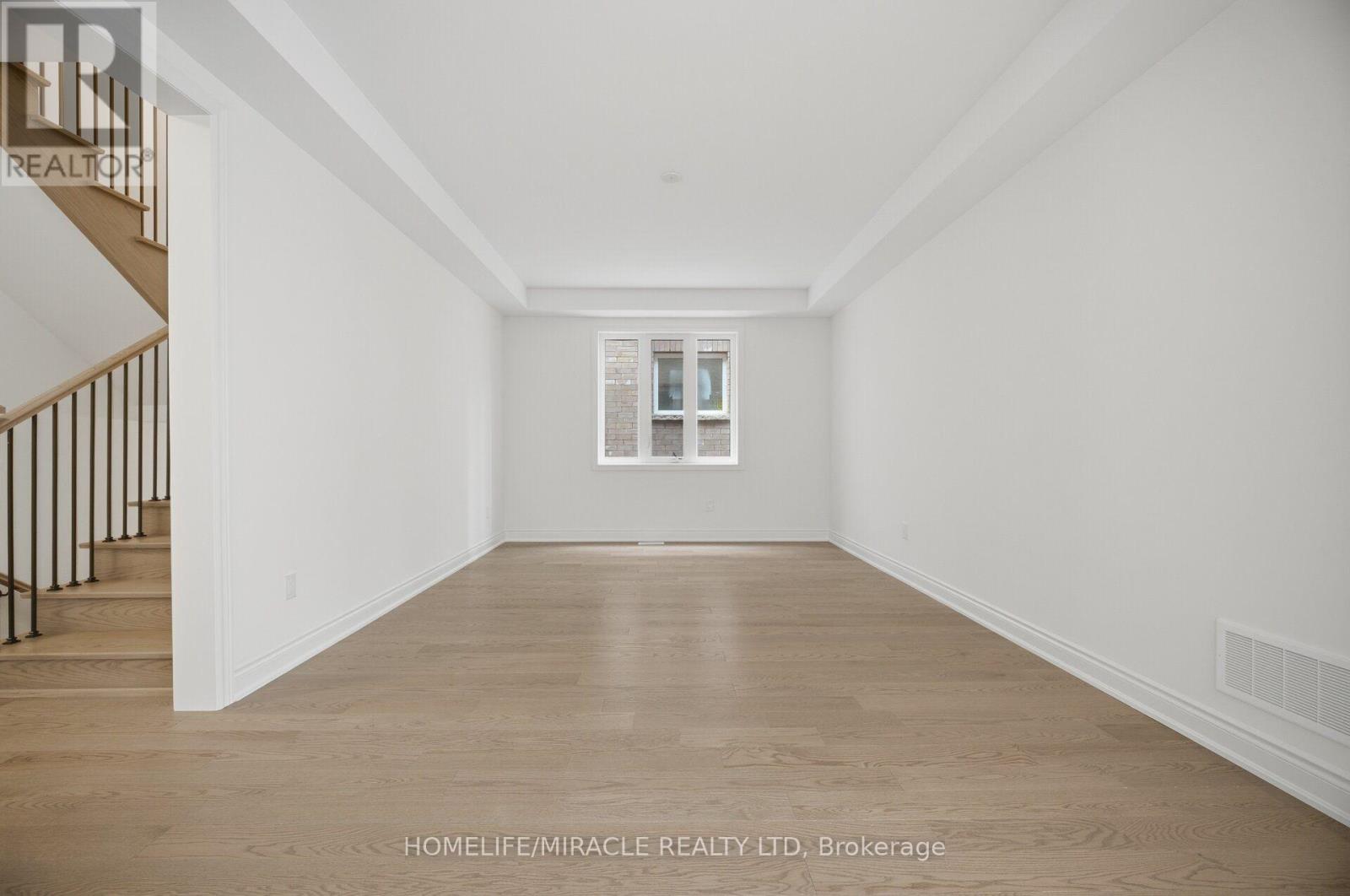 46 Stratford Drive Property Photo 5
