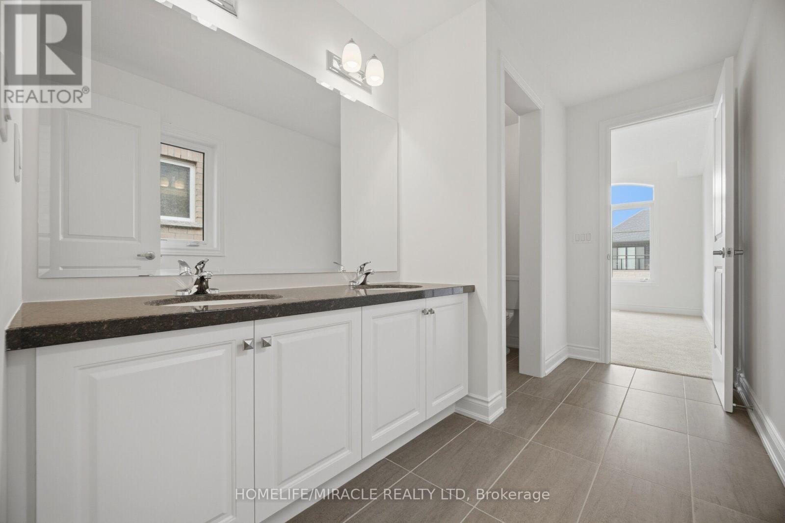 46 Stratford Drive Property Photo 36