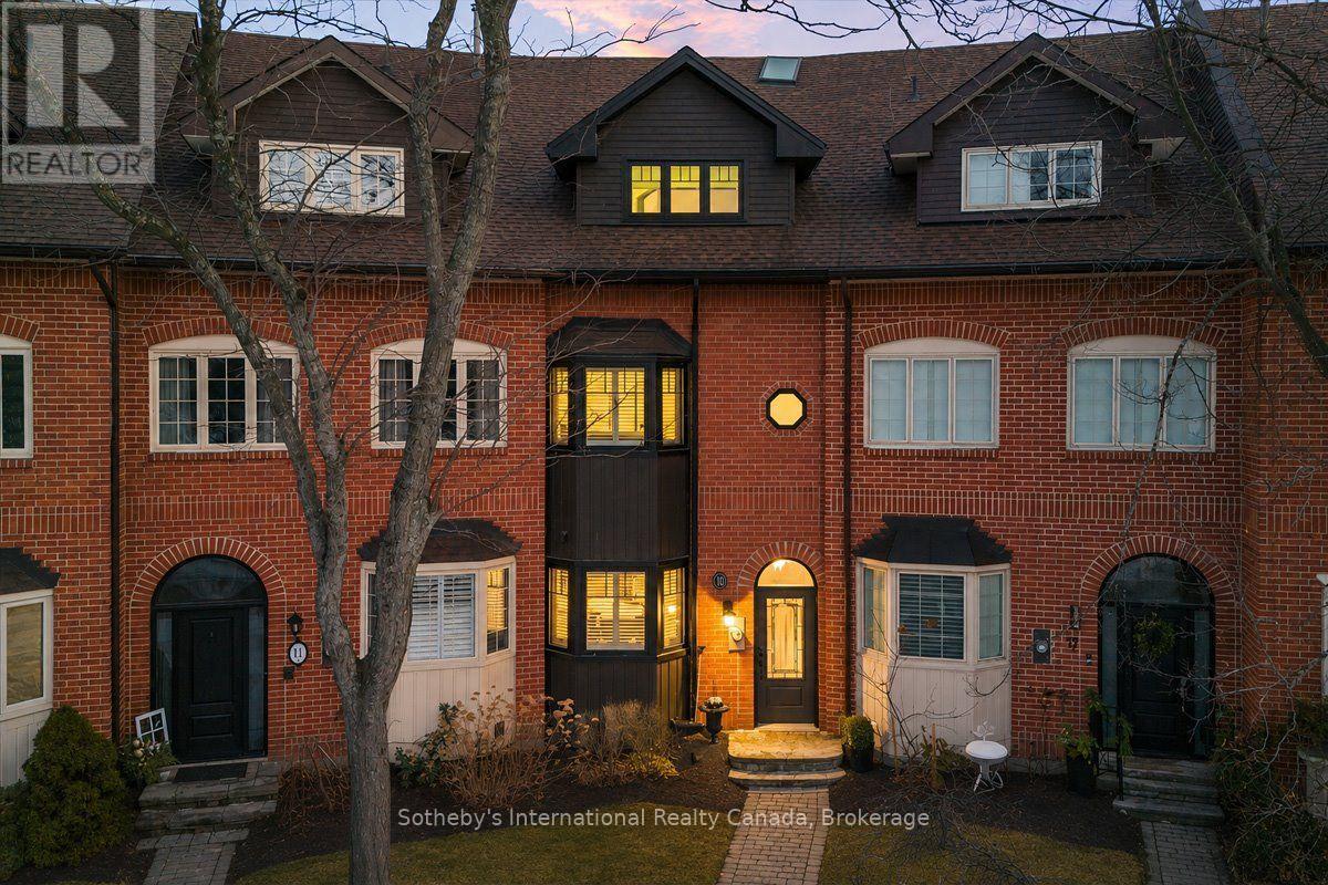 10 Southwind Terrace Property Photo 2