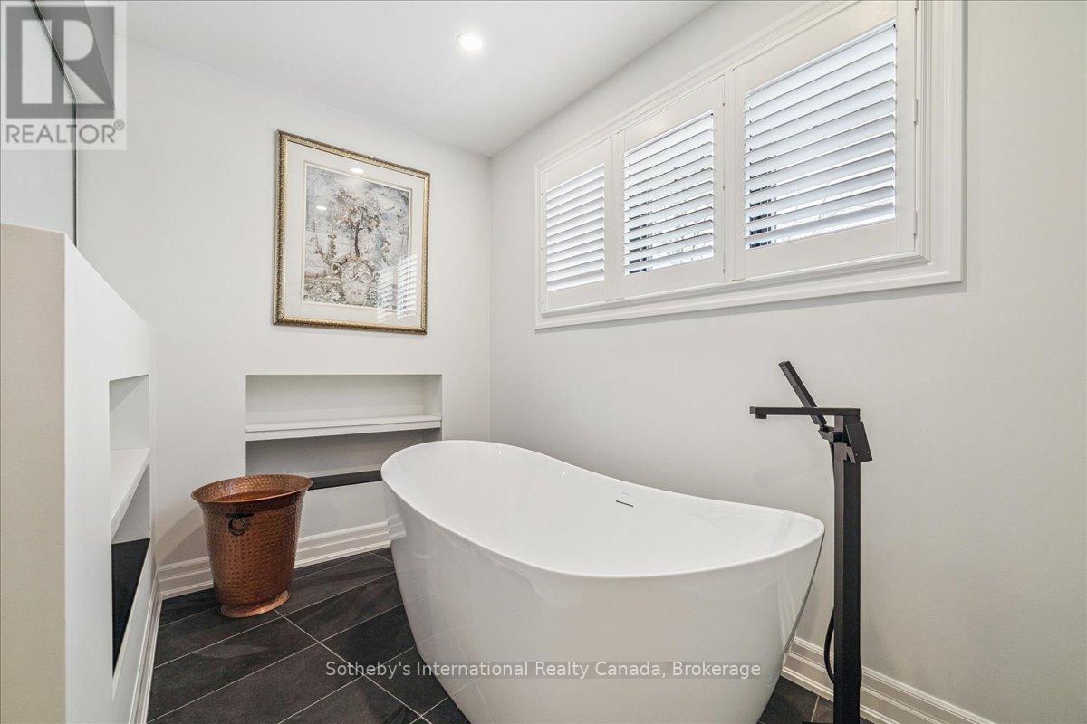 10 Southwind Terrace Property Photo 29