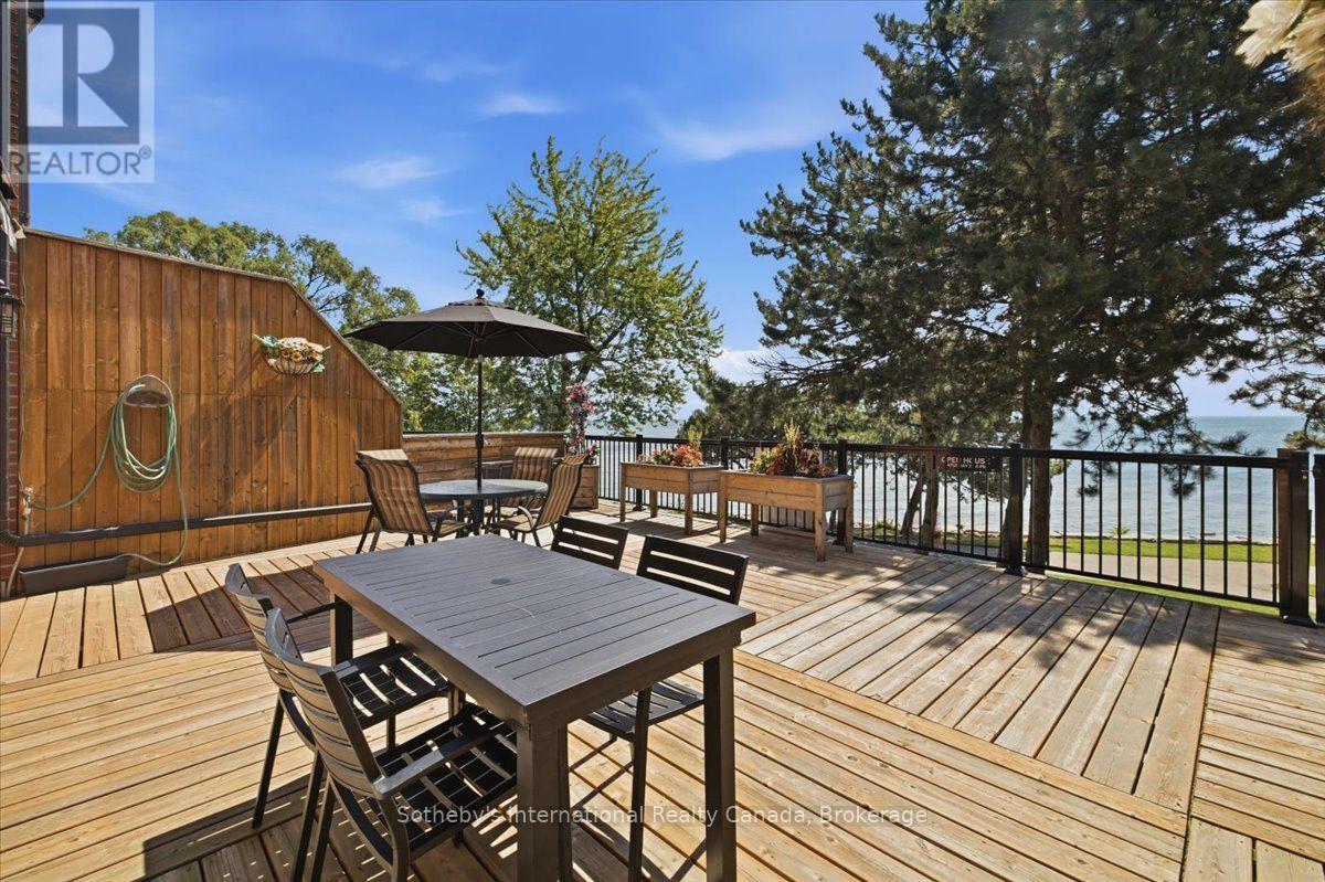 10 Southwind Terrace Property Photo 36