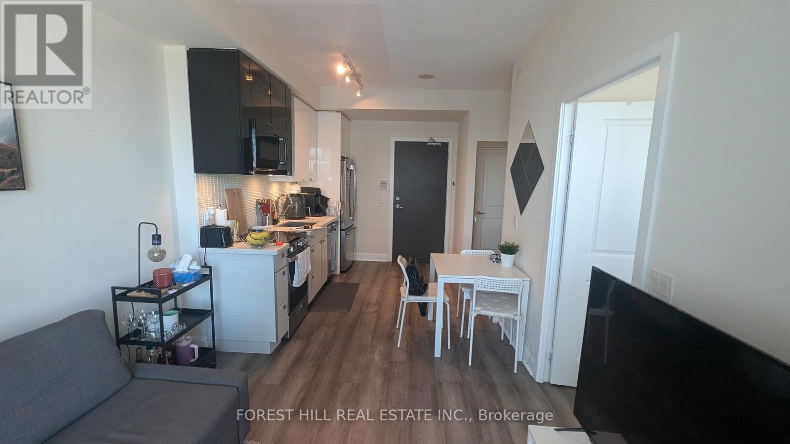 2605 - 33 Shore Breeze Drive Property Photo 10