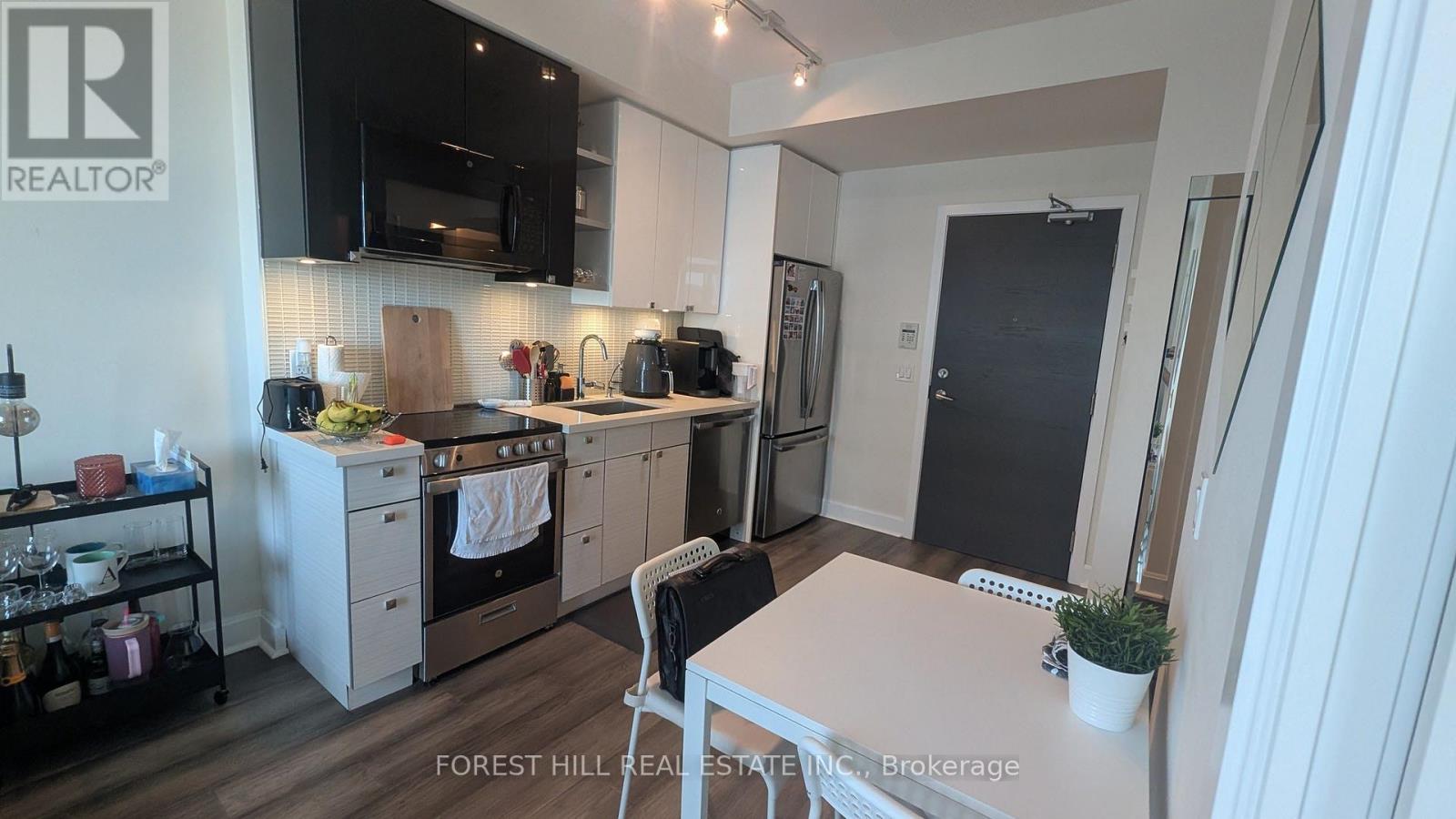 2605 - 33 Shore Breeze Drive Property Photo 11