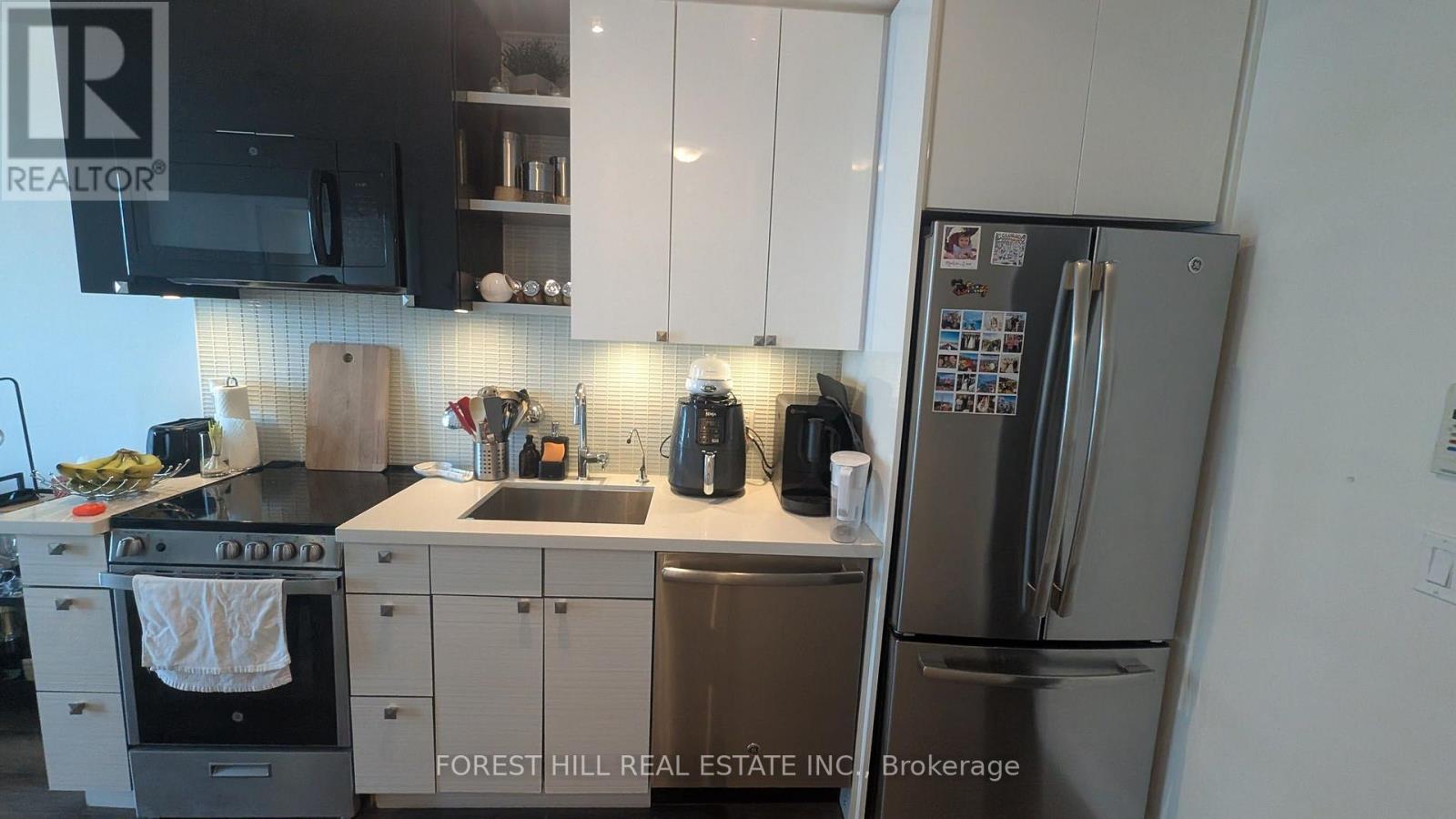 2605 - 33 Shore Breeze Drive Property Photo 16