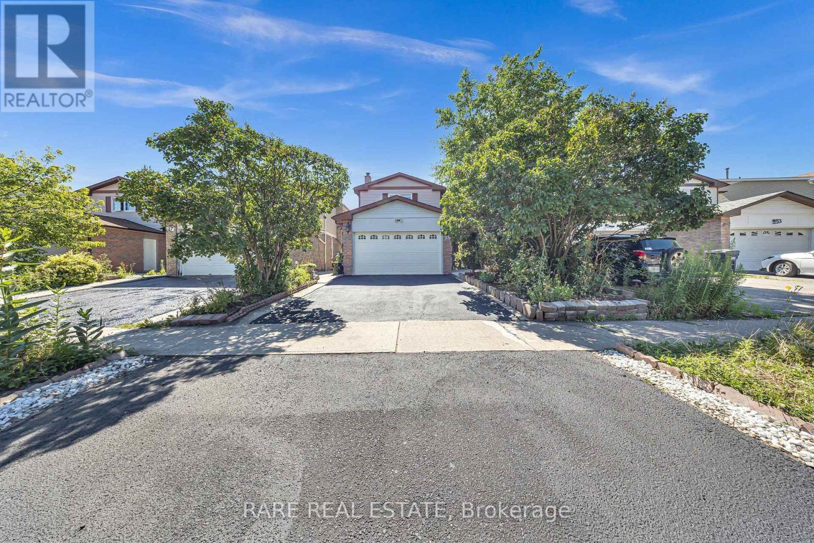 29 ABELARD AVENUE Property Photo 1