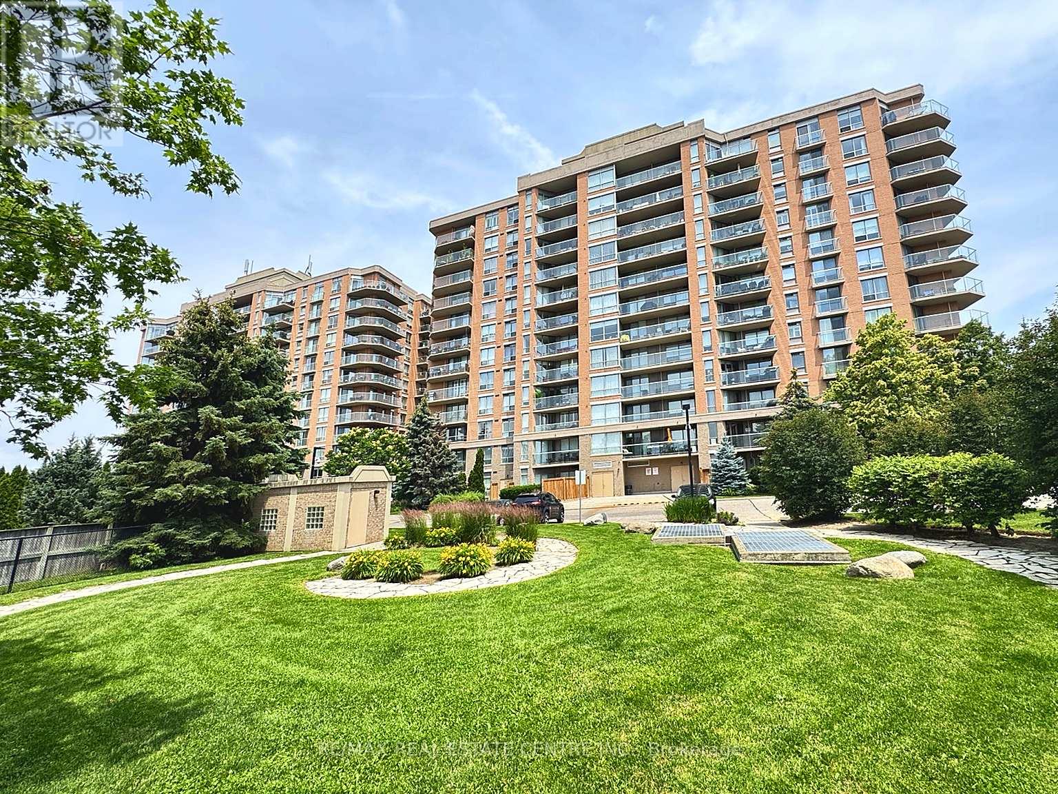 302 - 1140 PARKWEST PLACE Property Photo 1