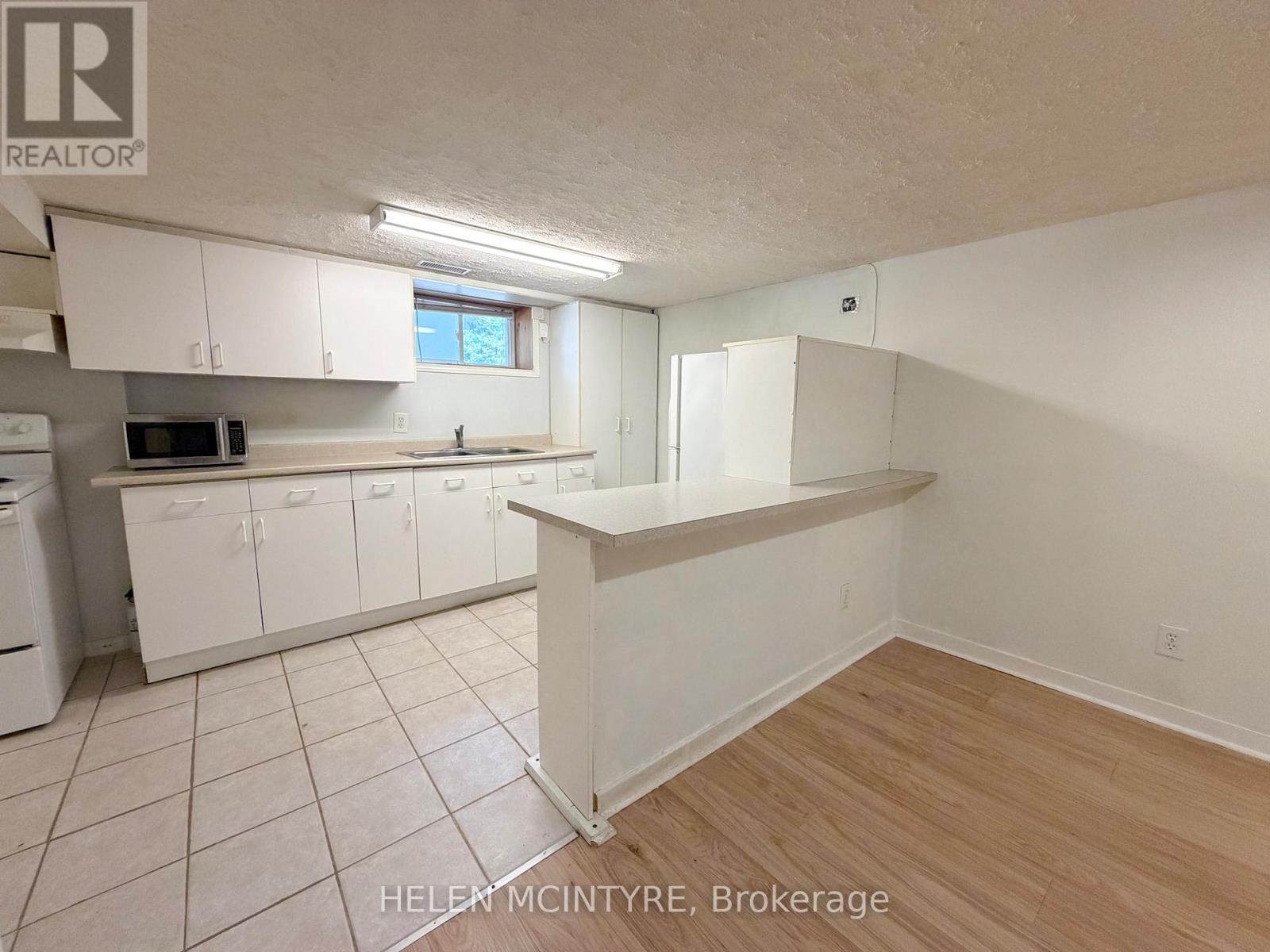 34 Dunning Crescent Property Photo 16