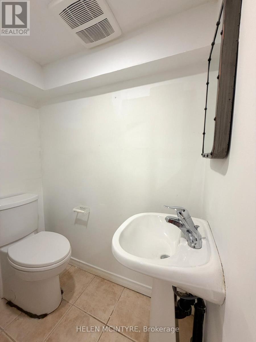 34 Dunning Crescent Property Photo 20