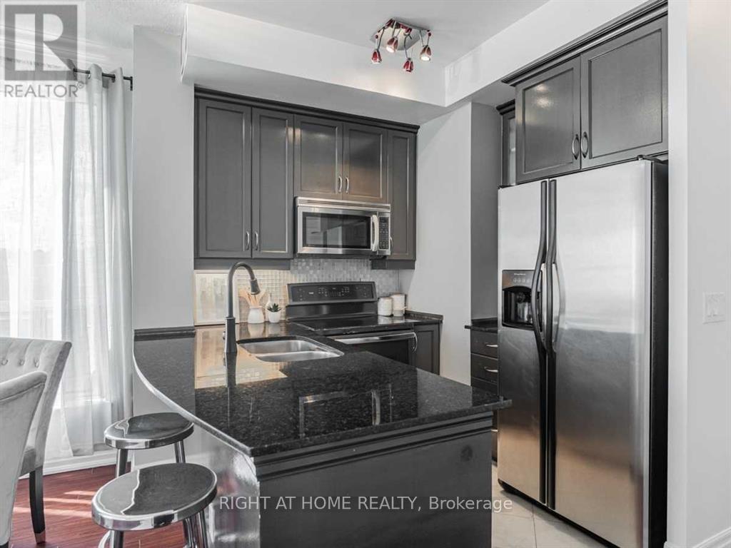 207 - 2087 Lake Shore Boulevard Property Photo 5