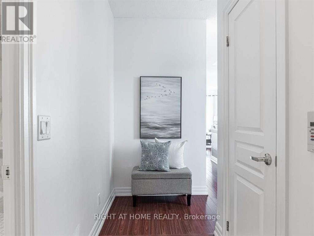 207 - 2087 Lake Shore Boulevard Property Photo 10