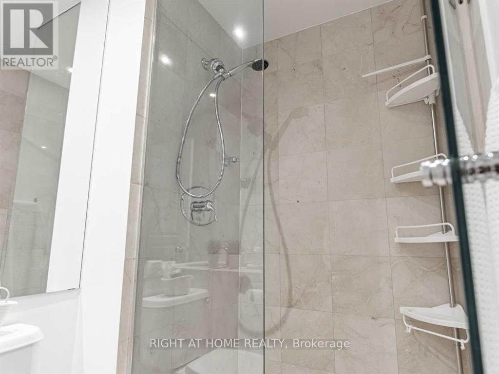 207 - 2087 Lake Shore Boulevard Property Photo 15