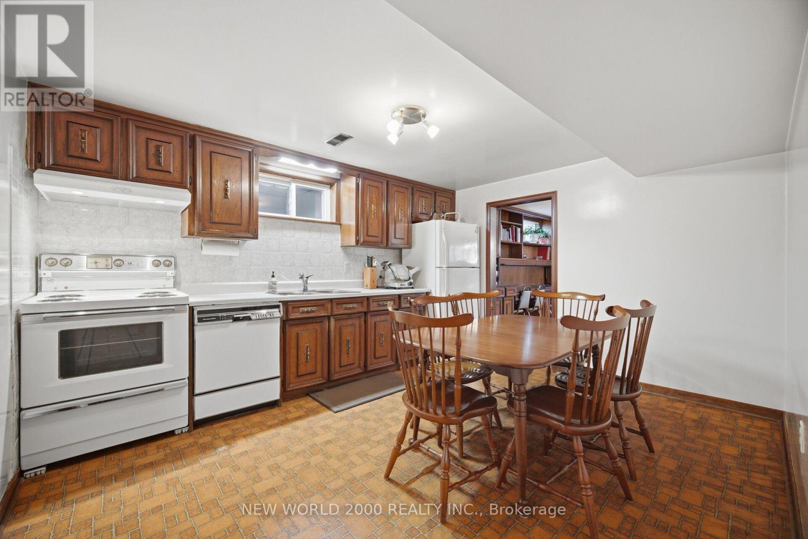 48 Clair Road Property Photo 33