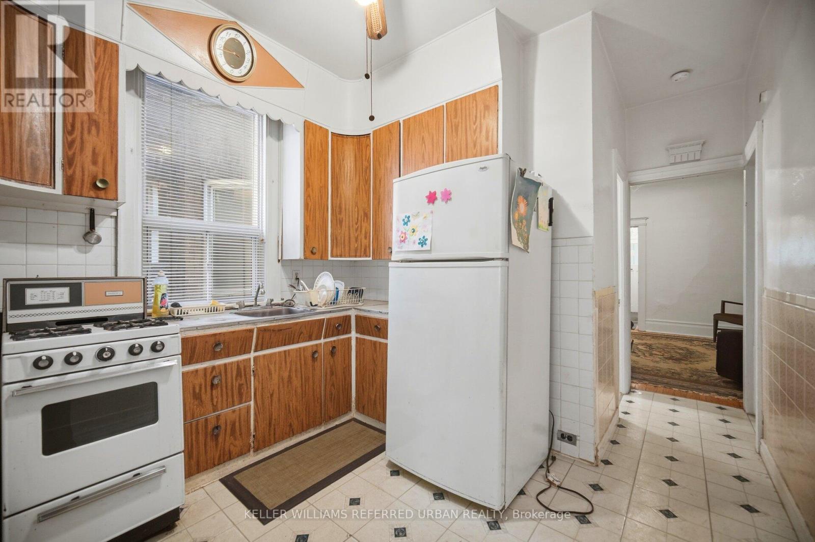 126 Close Avenue Property Photo 8