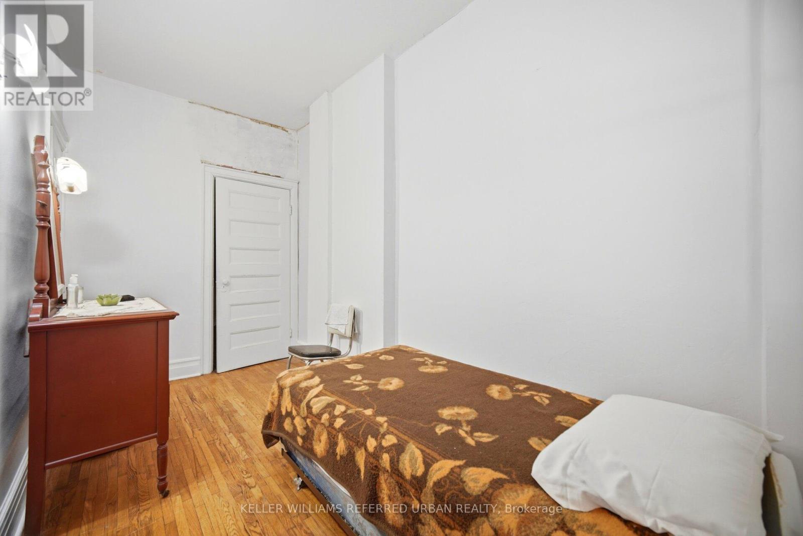 126 Close Avenue Property Photo 14