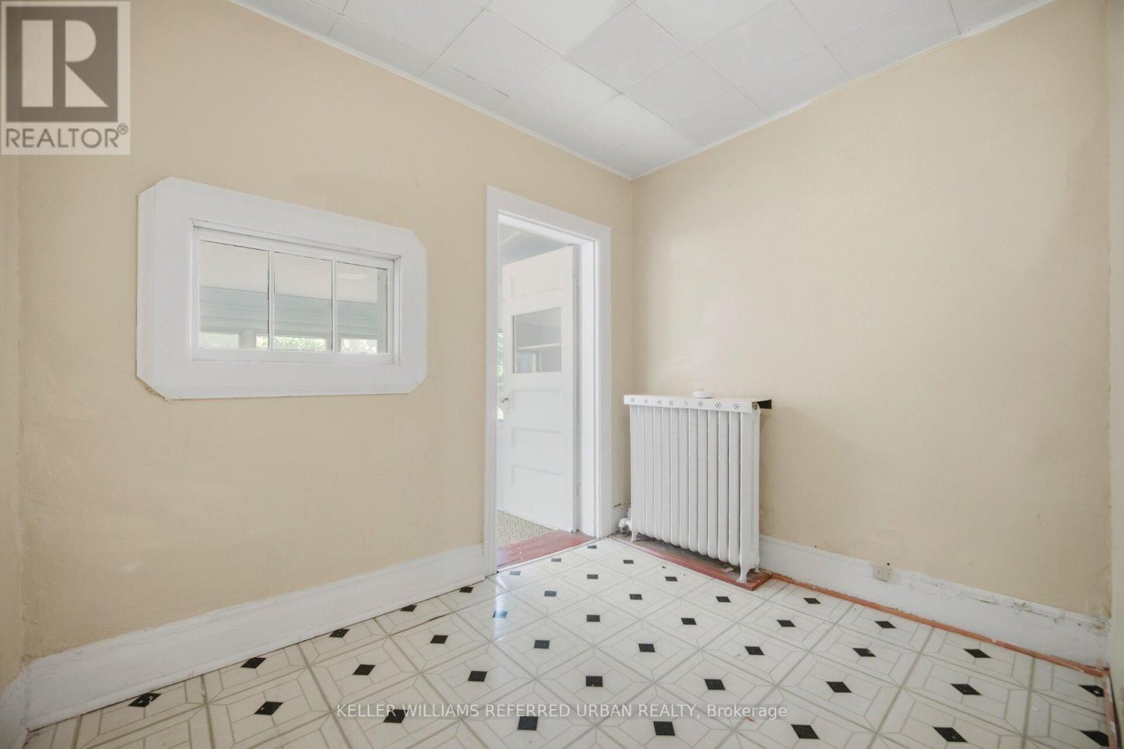 126 Close Avenue Property Photo 22