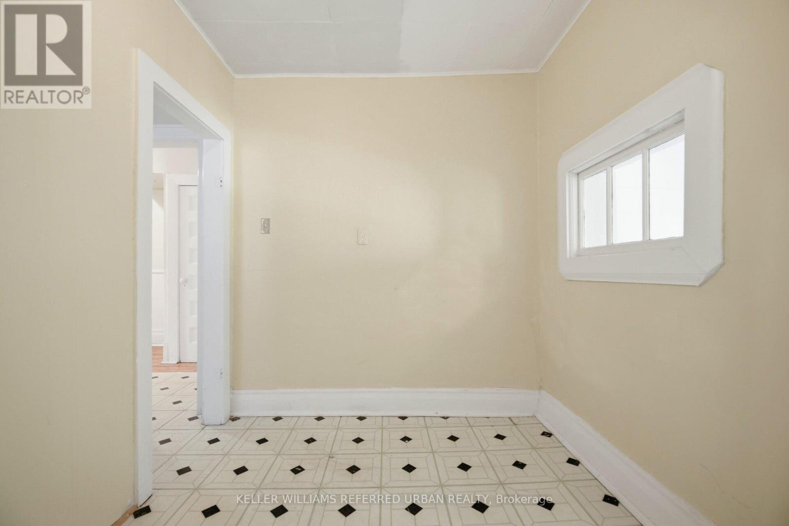 126 Close Avenue Property Photo 23