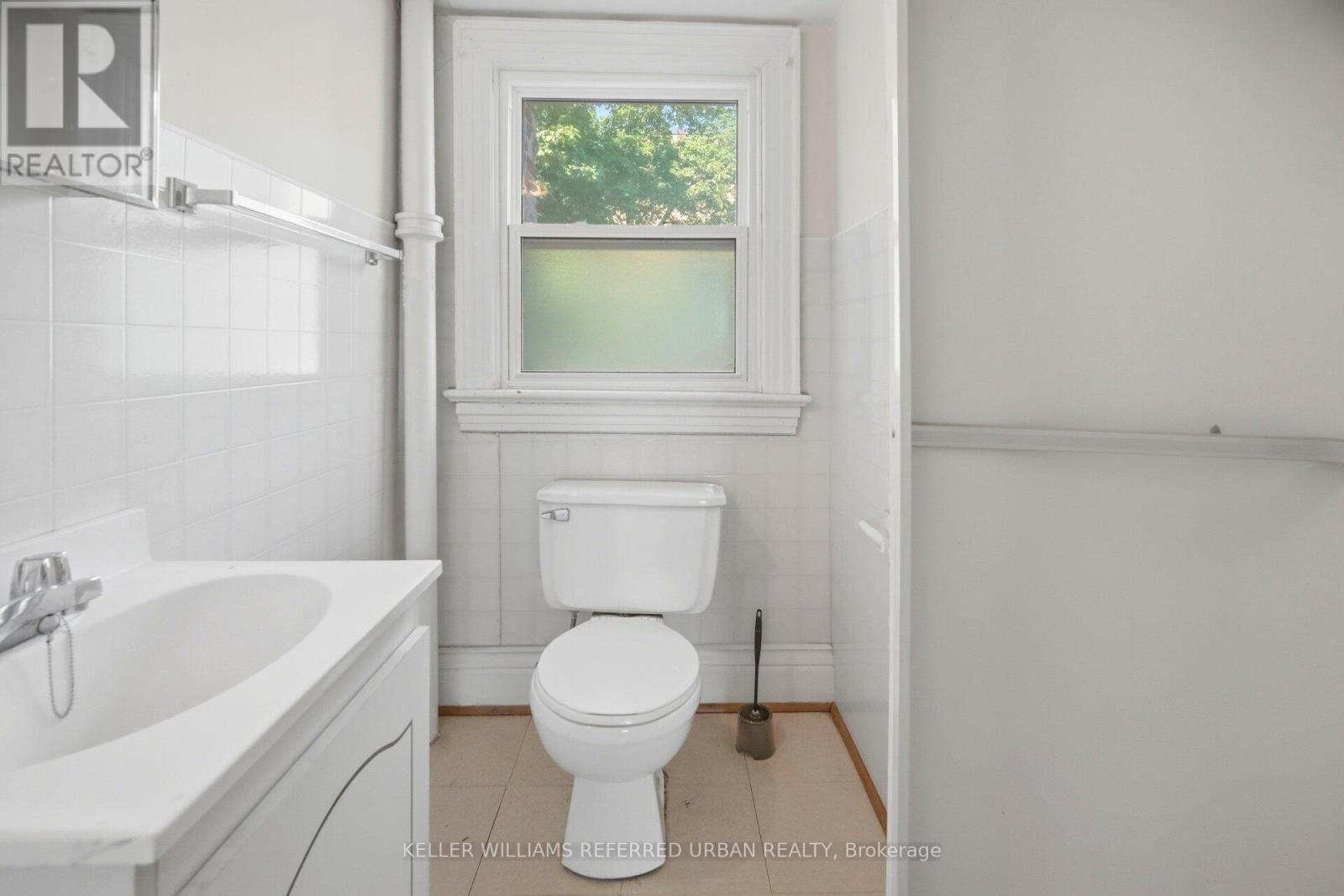 126 Close Avenue Property Photo 36