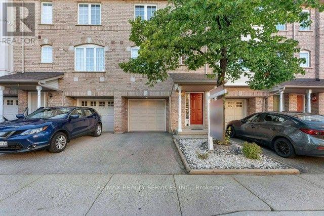 69 - 80 ACORN PLACE