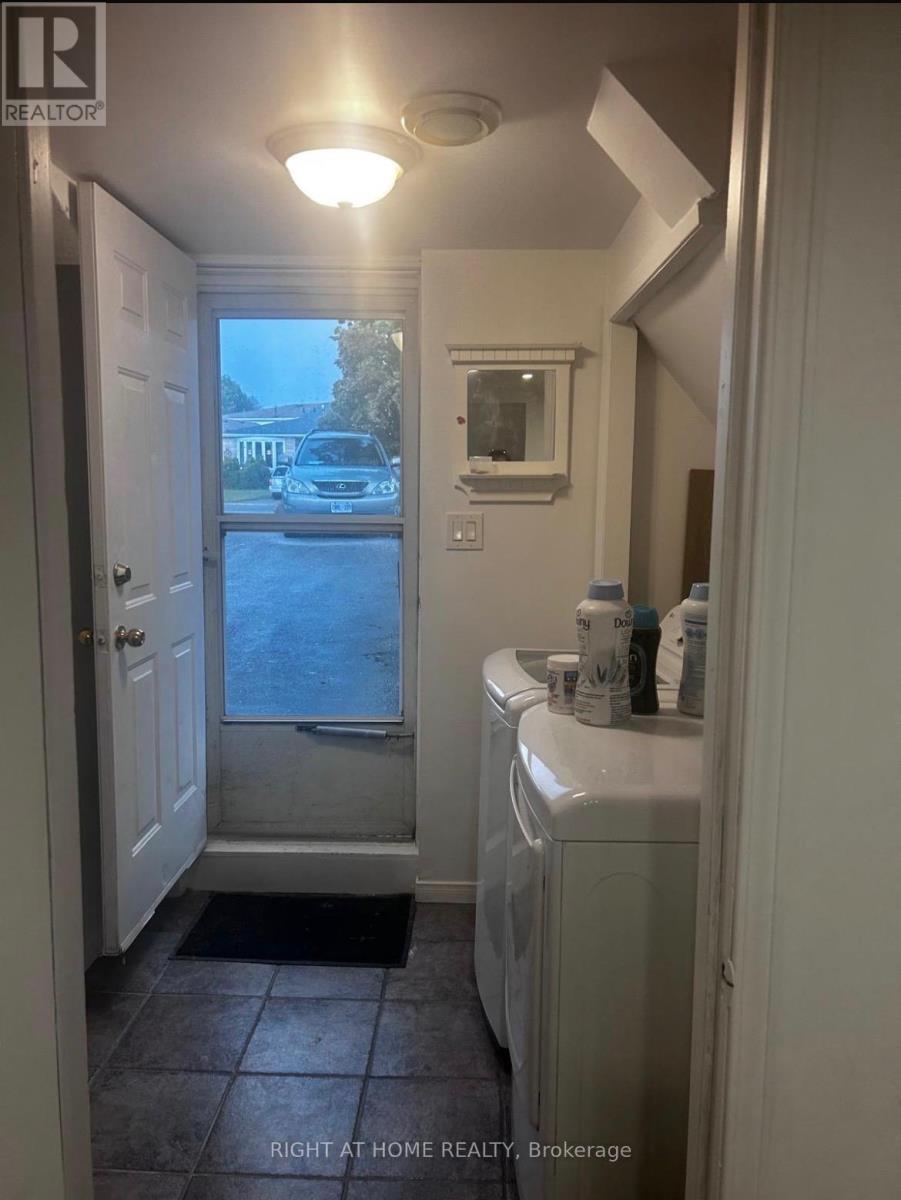 783 CONSORT CRESCENT Property Photo 1