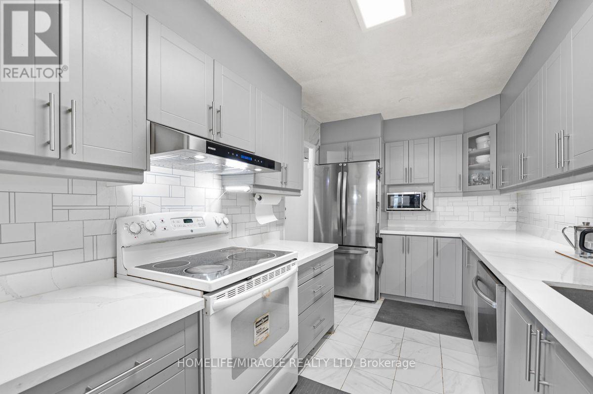 903 - 40 Panorama Court Property Photo 19