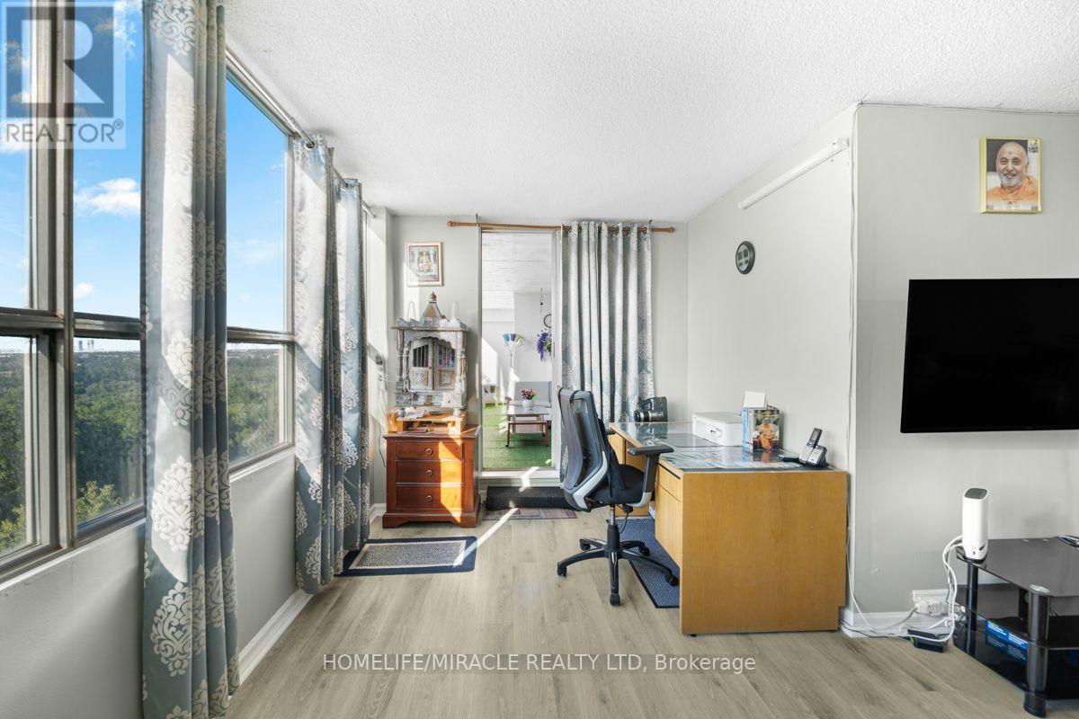 903 - 40 Panorama Court Property Photo 26