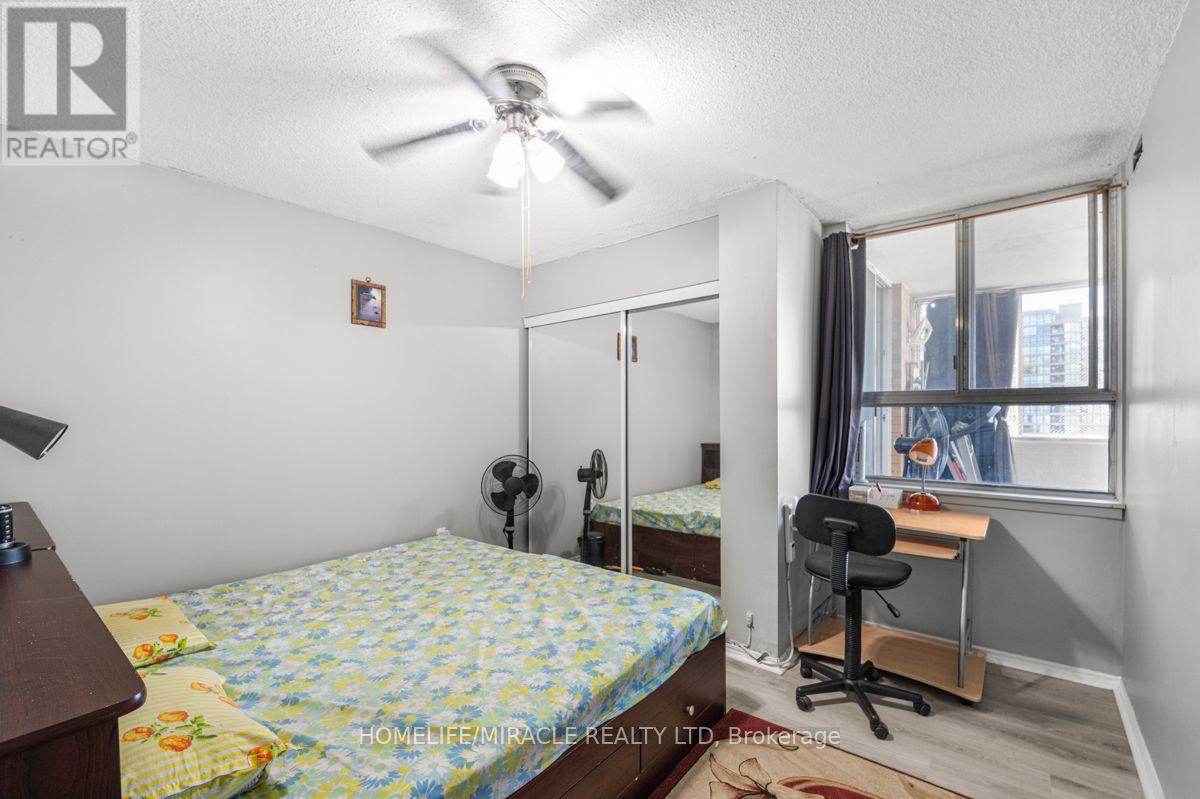 903 - 40 Panorama Court Property Photo 29