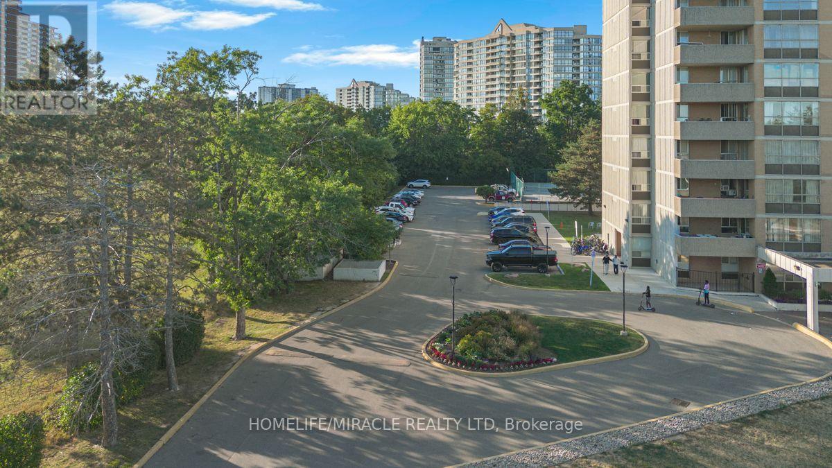 903 - 40 Panorama Court Property Photo 42