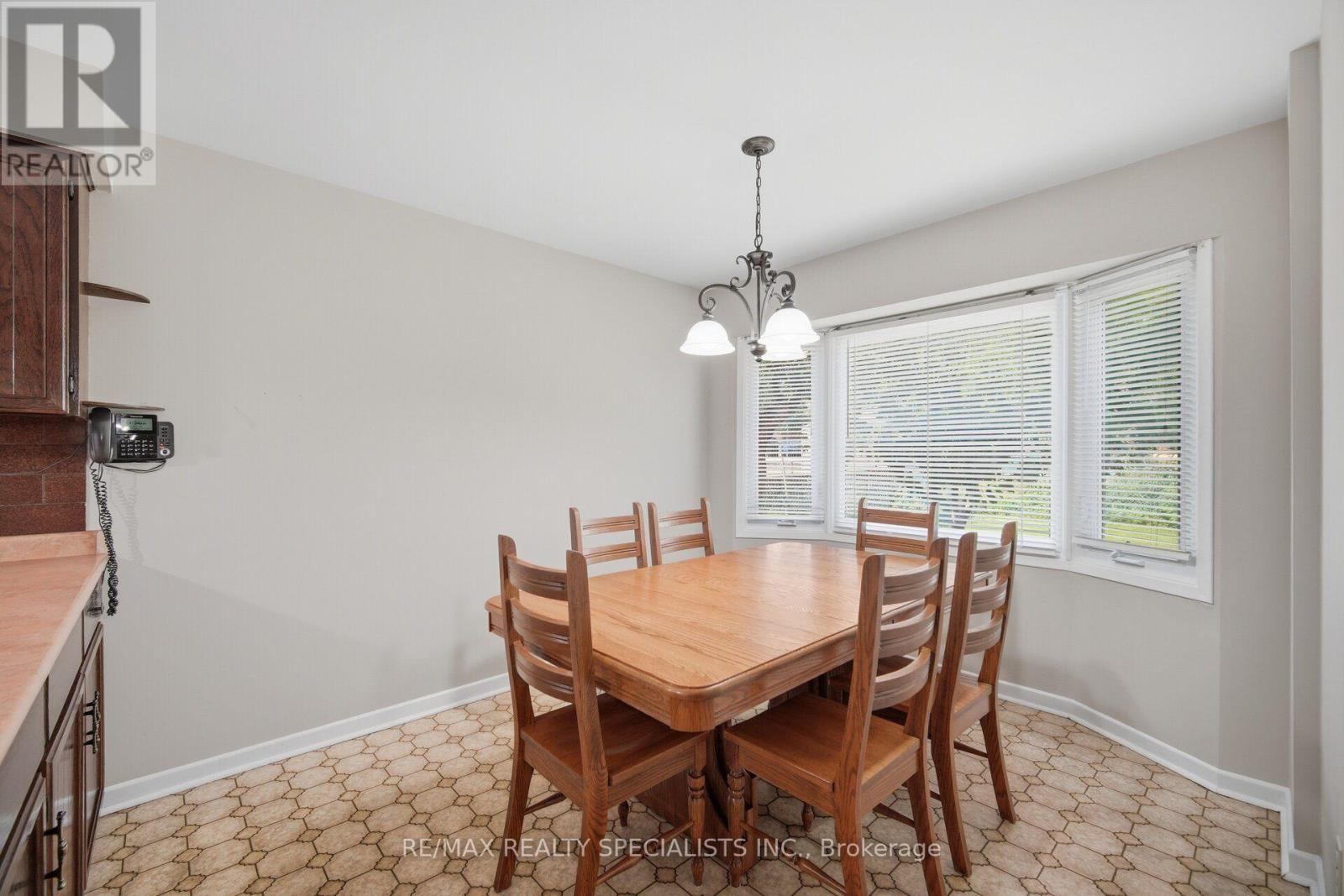 18 Jill Crescent Property Photo 14