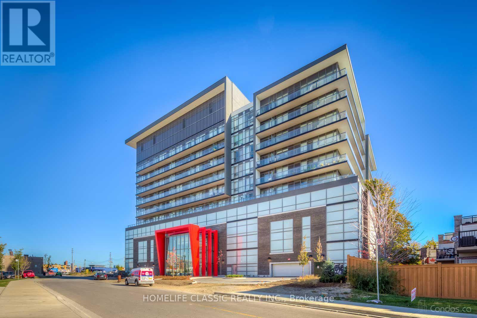 611 - 15 JAMES FINLAY WAY Property Photo 1