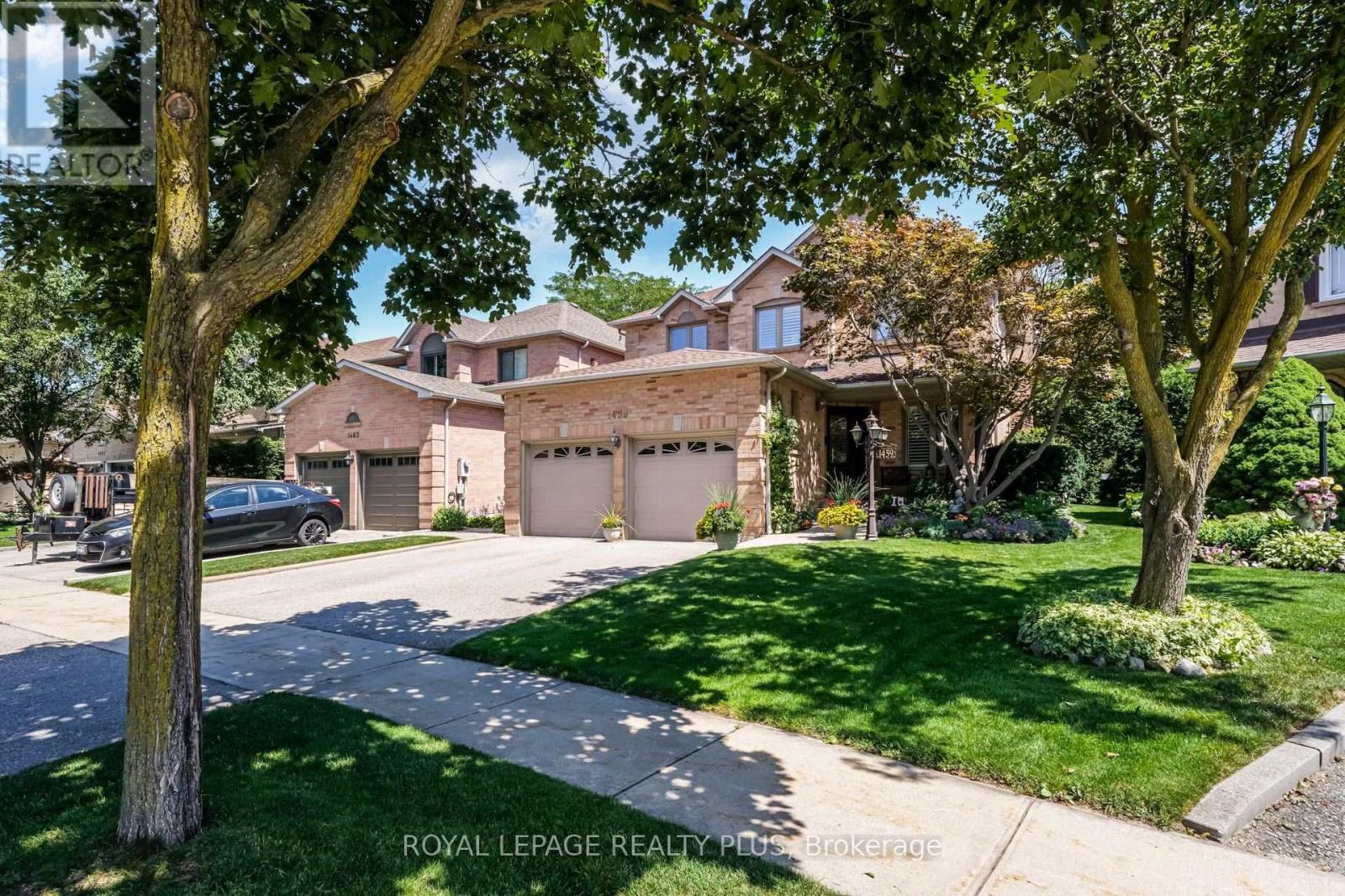 1459 Ravensmoor Crescent Property Photo 1
