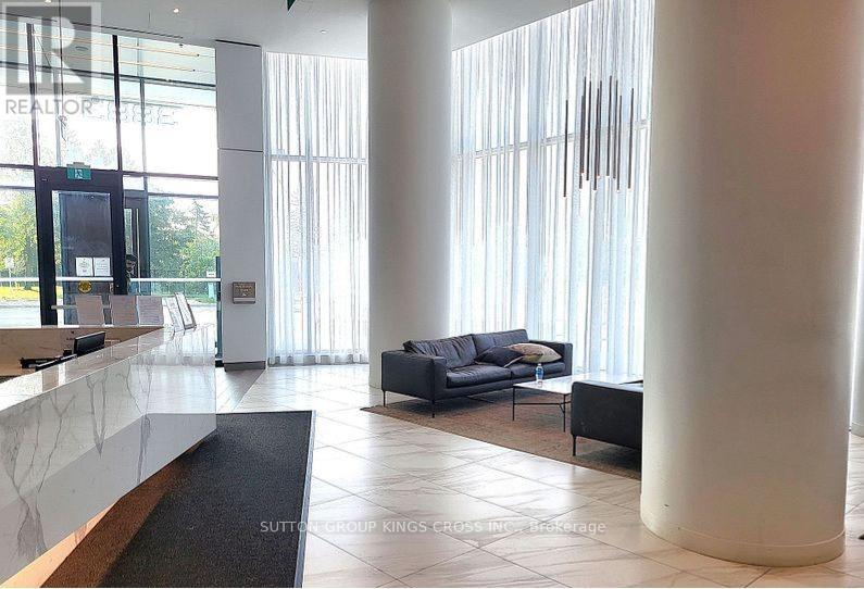 2504 - 3883 Quartz Road Property Photo 4